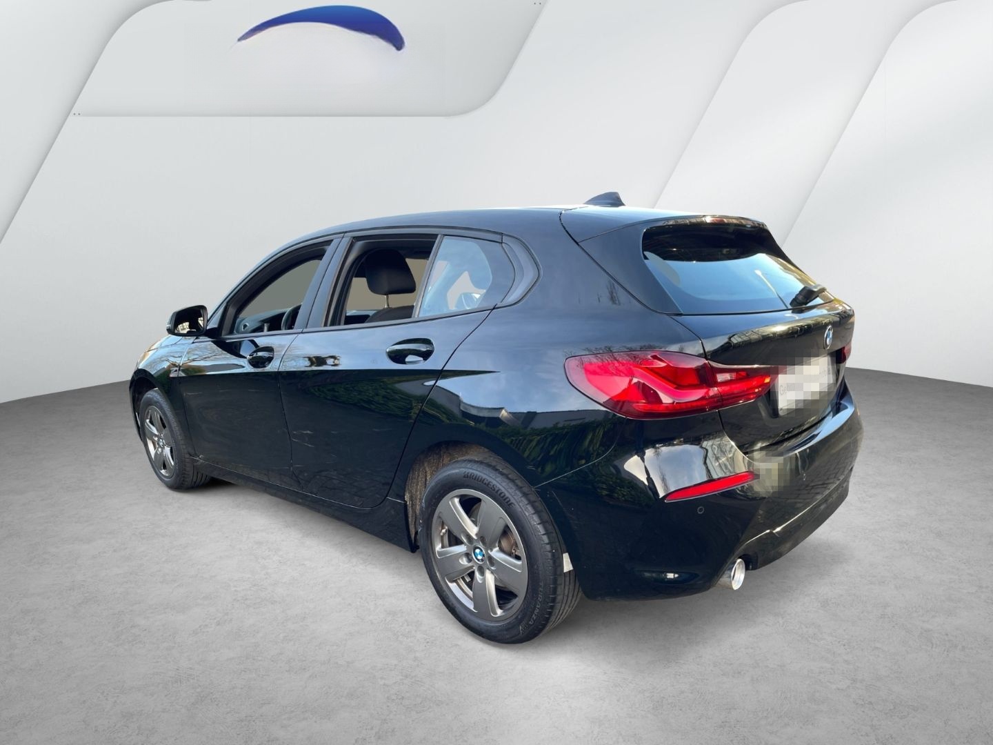 BMW 116 d Advantage Sitzh LKHZ Hifi K-Aut. PDC v+h L foto 5