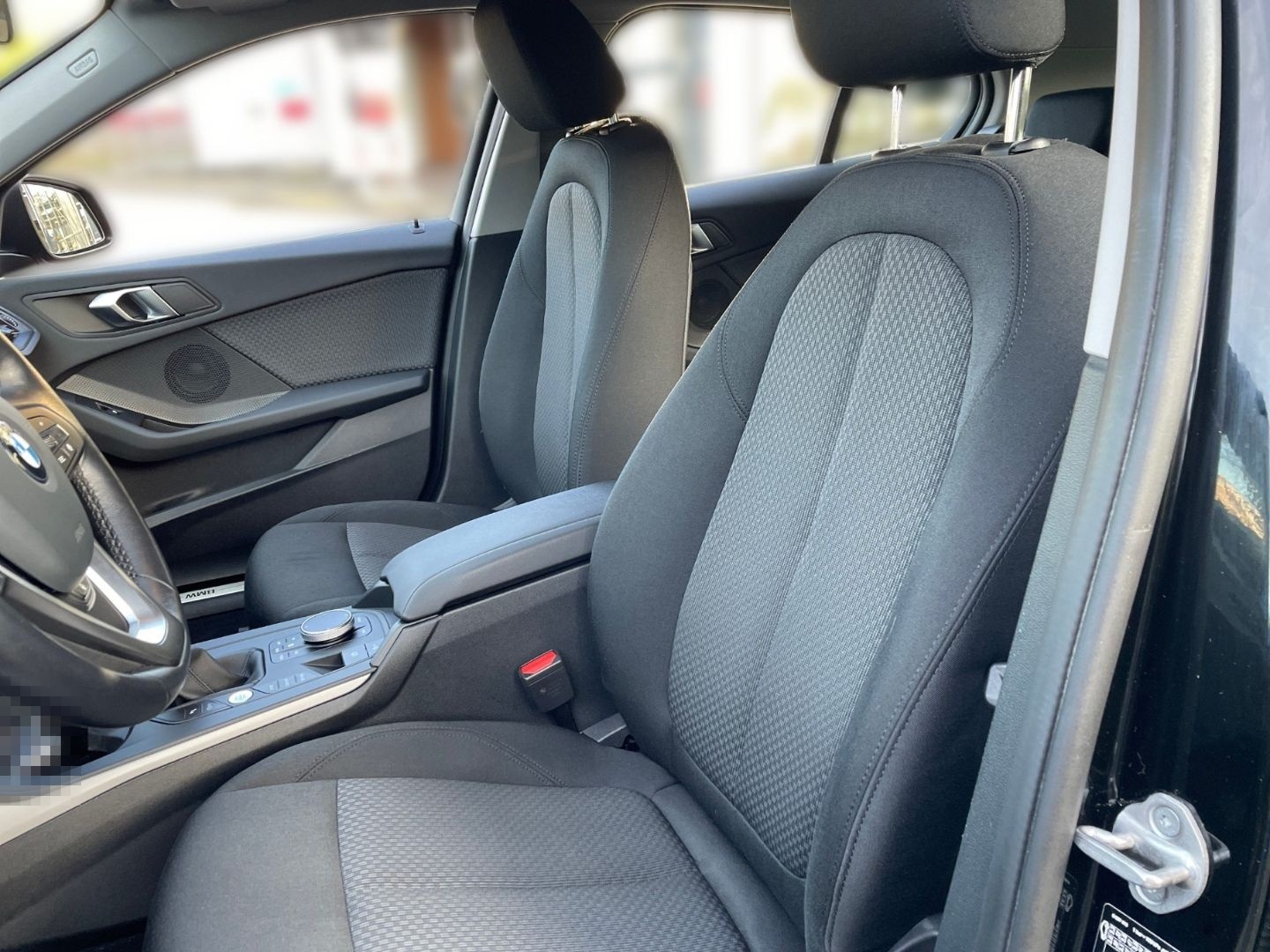 BMW 116 d Advantage Sitzh LKHZ Hifi K-Aut. PDC v+h L foto 6