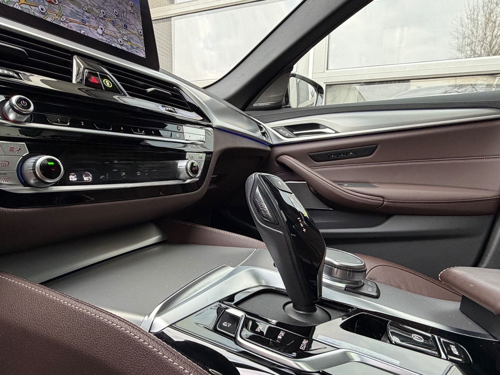 BMW 520d xD LUXURY*PANO*LASER*HARMAN*HUD*KAM*KEY*18' foto 29