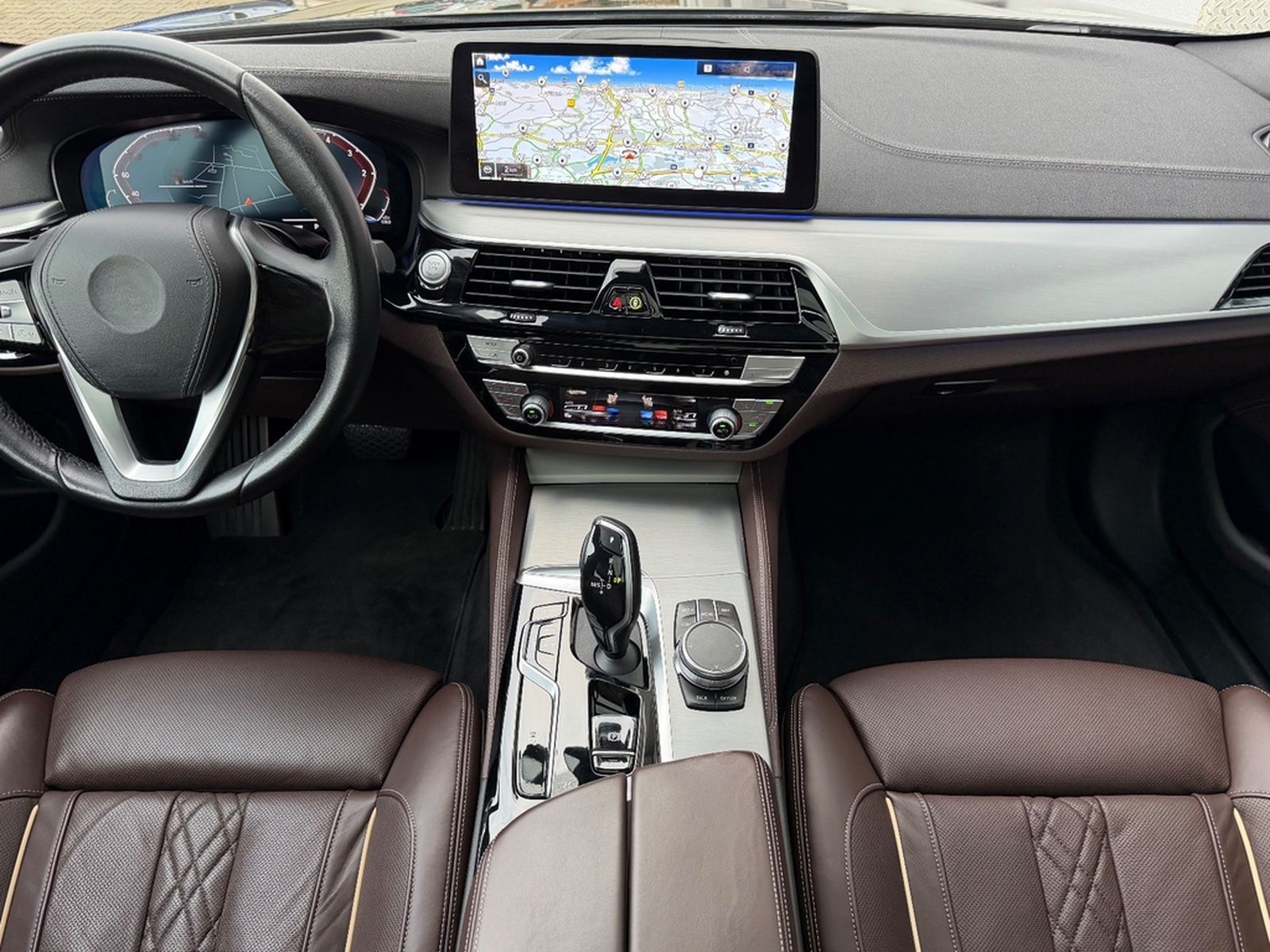BMW 520d xD LUXURY*PANO*LASER*HARMAN*HUD*KAM*KEY*18' foto 9