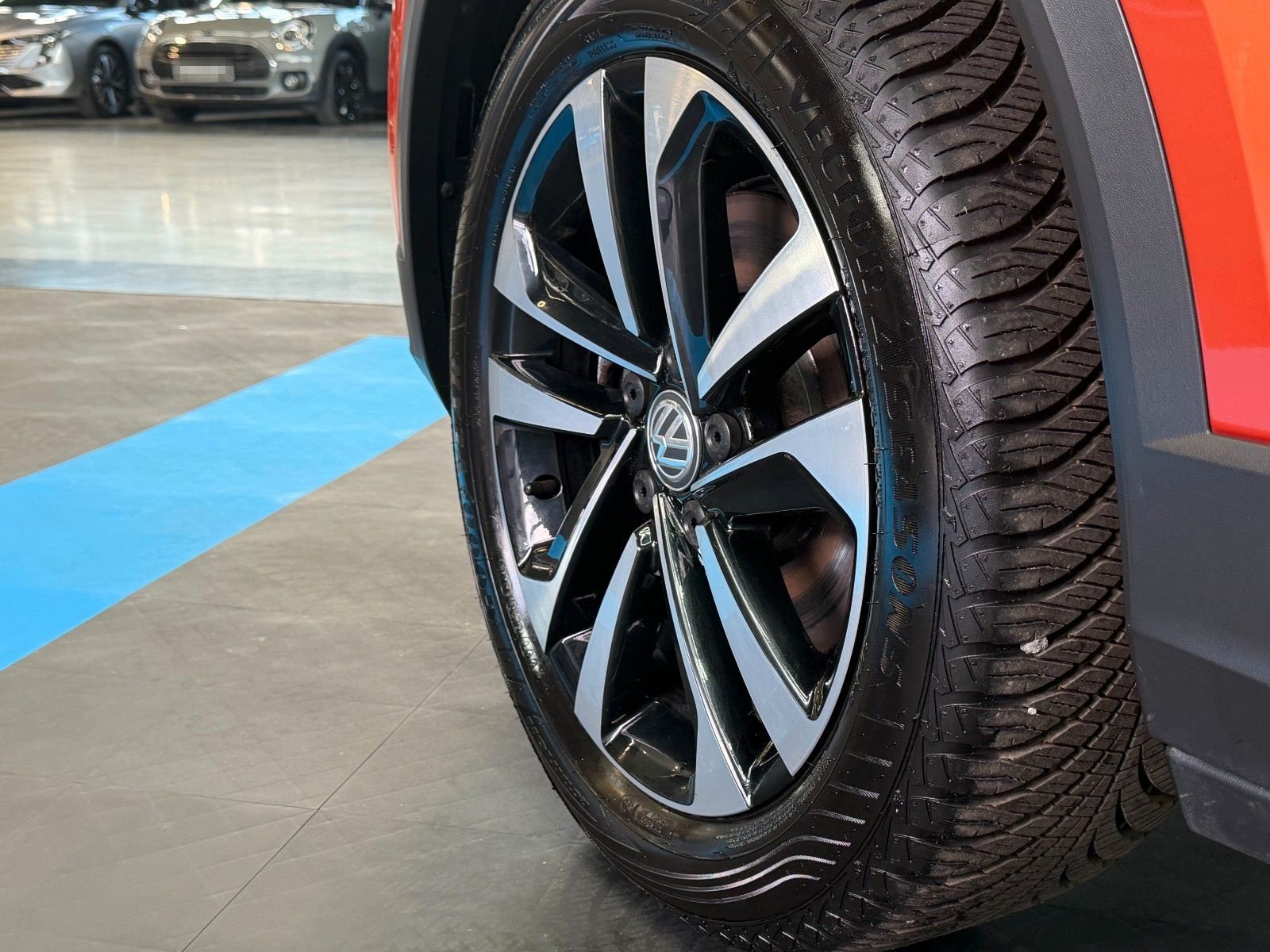 Volkswagen T-Roc 2.0 TDI SCR +LED+Business P.+Navi+AHK foto 12