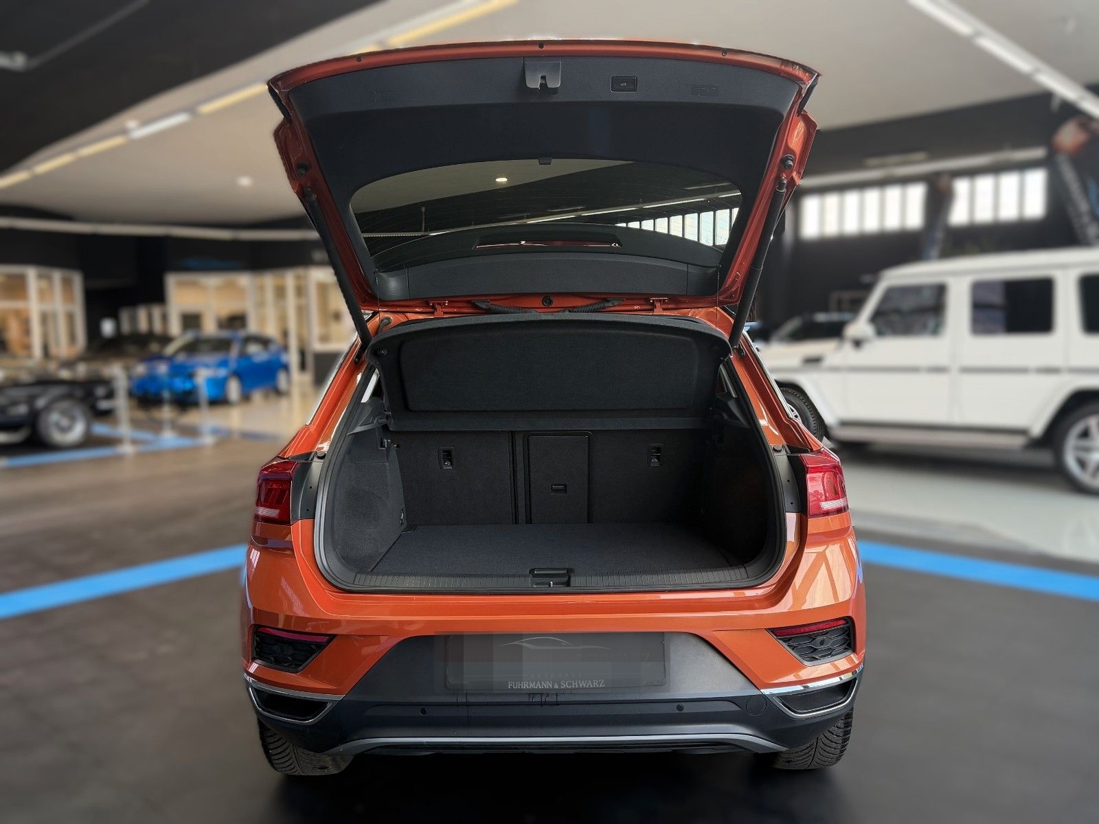 Volkswagen T-Roc 2.0 TDI SCR +LED+Business P.+Navi+AHK foto 10