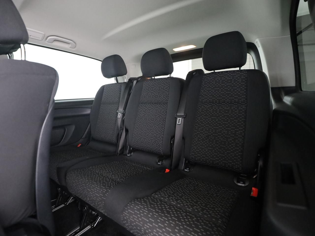 Mercedes-Benz Vito 116 CDI Kombi Tourer Lang 9 Sitzer LED RFK foto 17