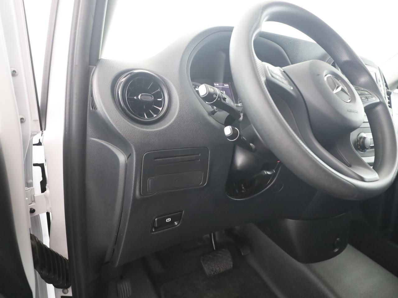 Mercedes-Benz Vito 116 CDI Kombi Tourer Lang 9 Sitzer LED RFK foto 18