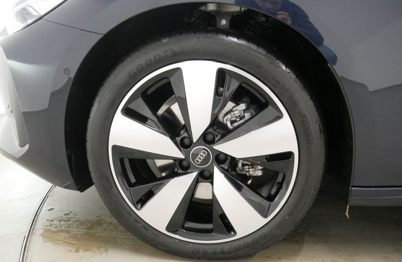 Audi A5 Avant TFSI S tro. LED AHK TECH virt. Cock.+ foto 15