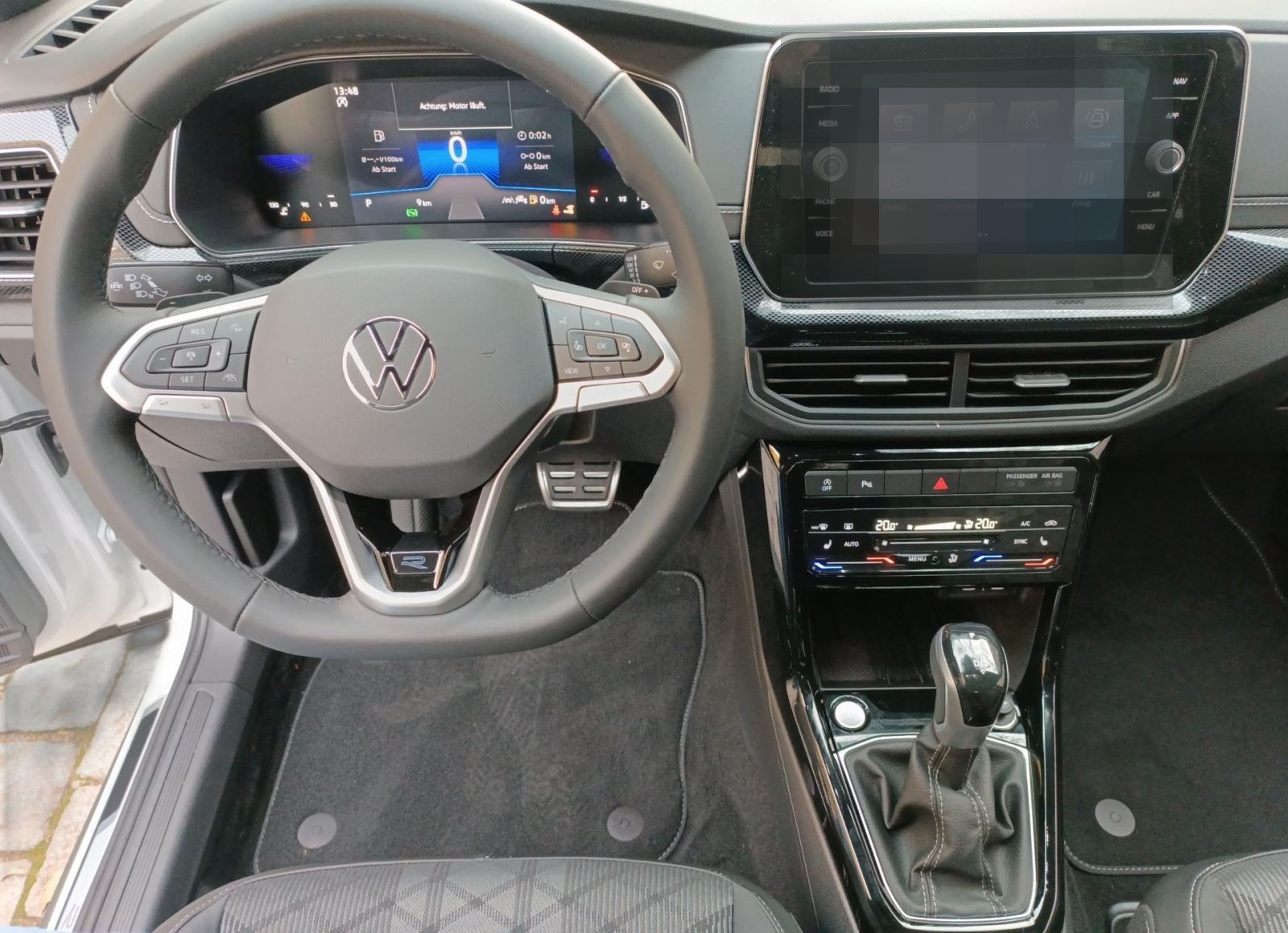 Volkswagen T-Cross 1.0 TSI R-Line DSG *IQ-MATRIX*ACC*R-CAM* foto 10