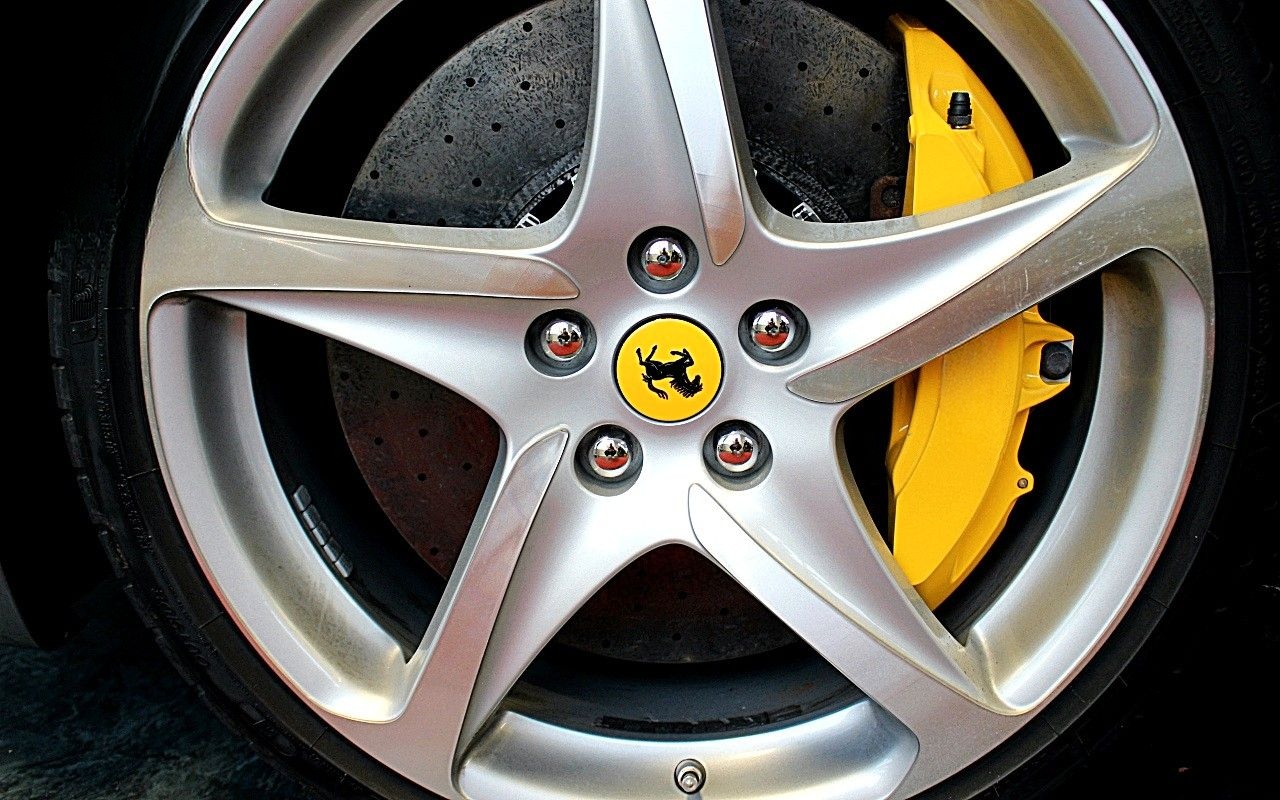 Ferrari FF 6,3 V12 4x4/VOLL SH/LEDER/ foto 11