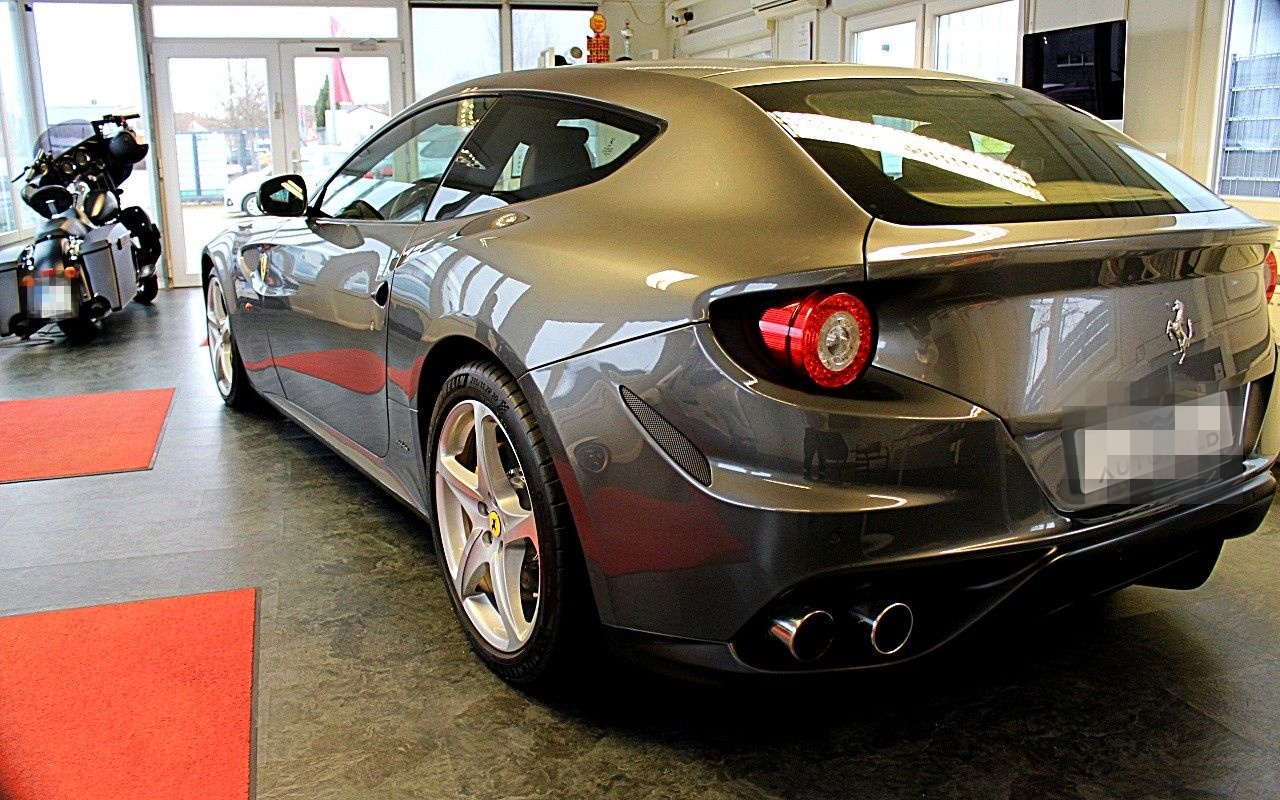 Ferrari FF 6,3 V12 4x4/VOLL SH/LEDER/ foto 6