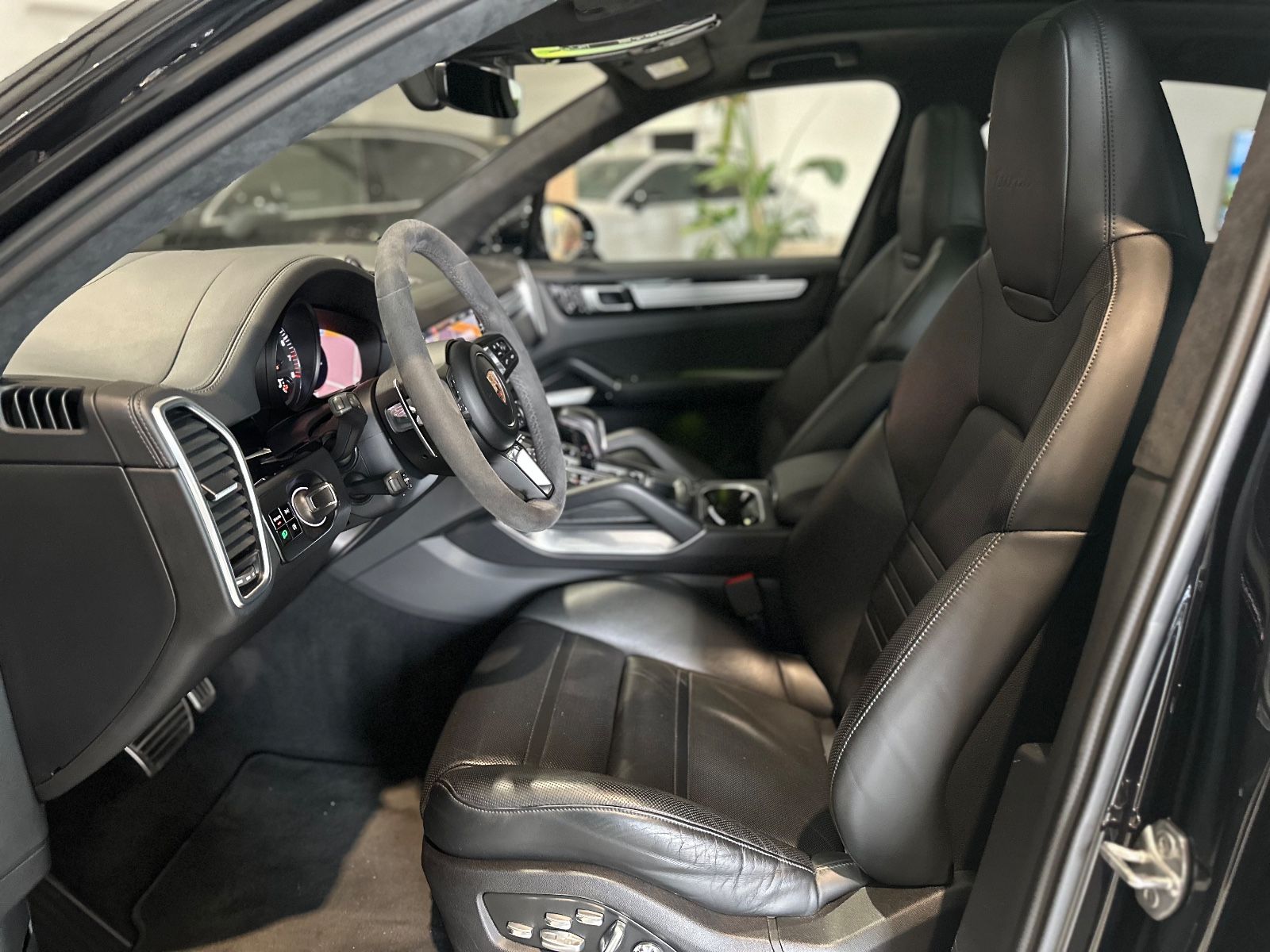 Porsche Cayenne Turbo *Soft-Close,Pano,Chrono,ACC,PDLS+* foto 12