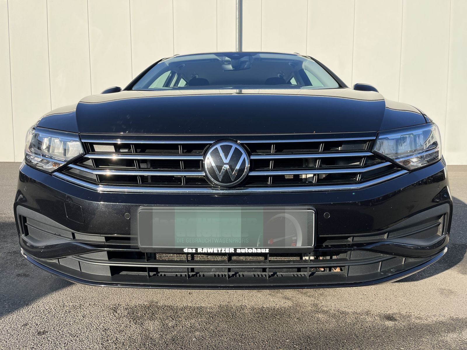 Volkswagen Passat Variant 2.0 TDI Conceptline 124€ m. 20% A foto 3
