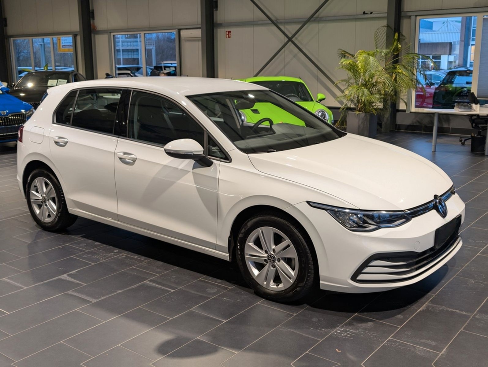 Volkswagen Golf 2.0 TDI SCR DSG Life 1.Hand foto 5