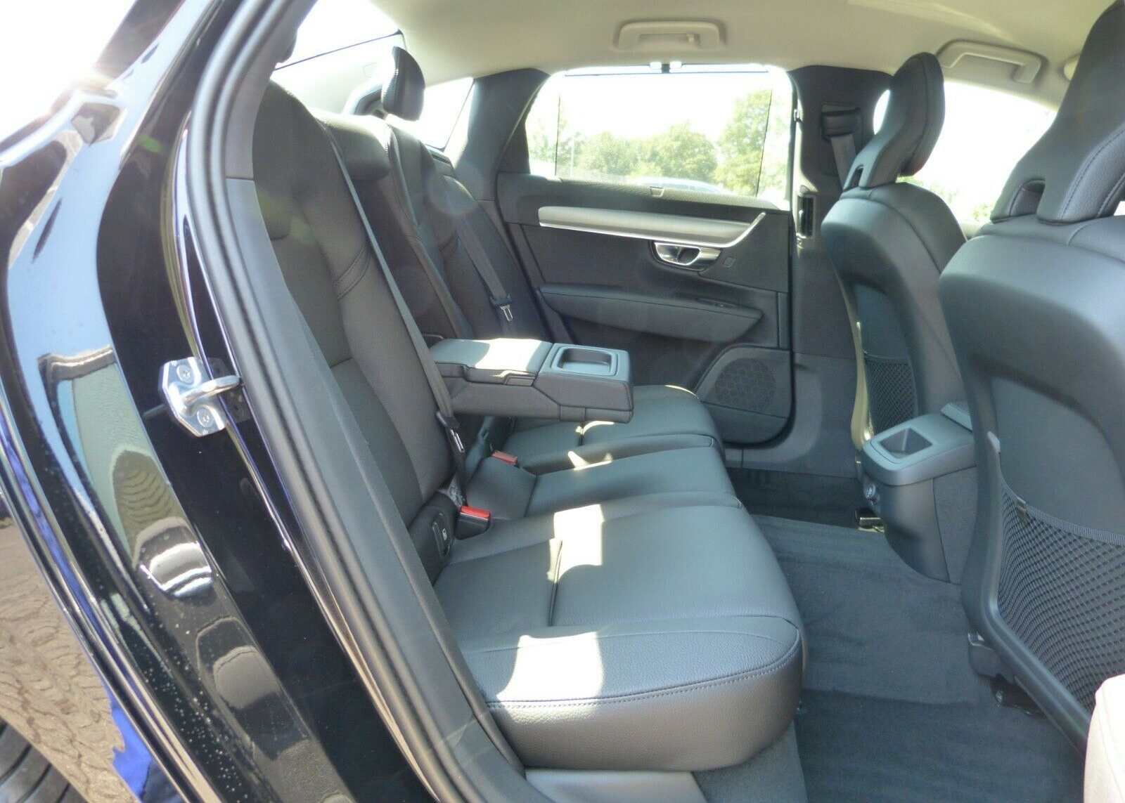 Volvo S 90 T4 Autom. Momentum*Business*Licht* foto 11