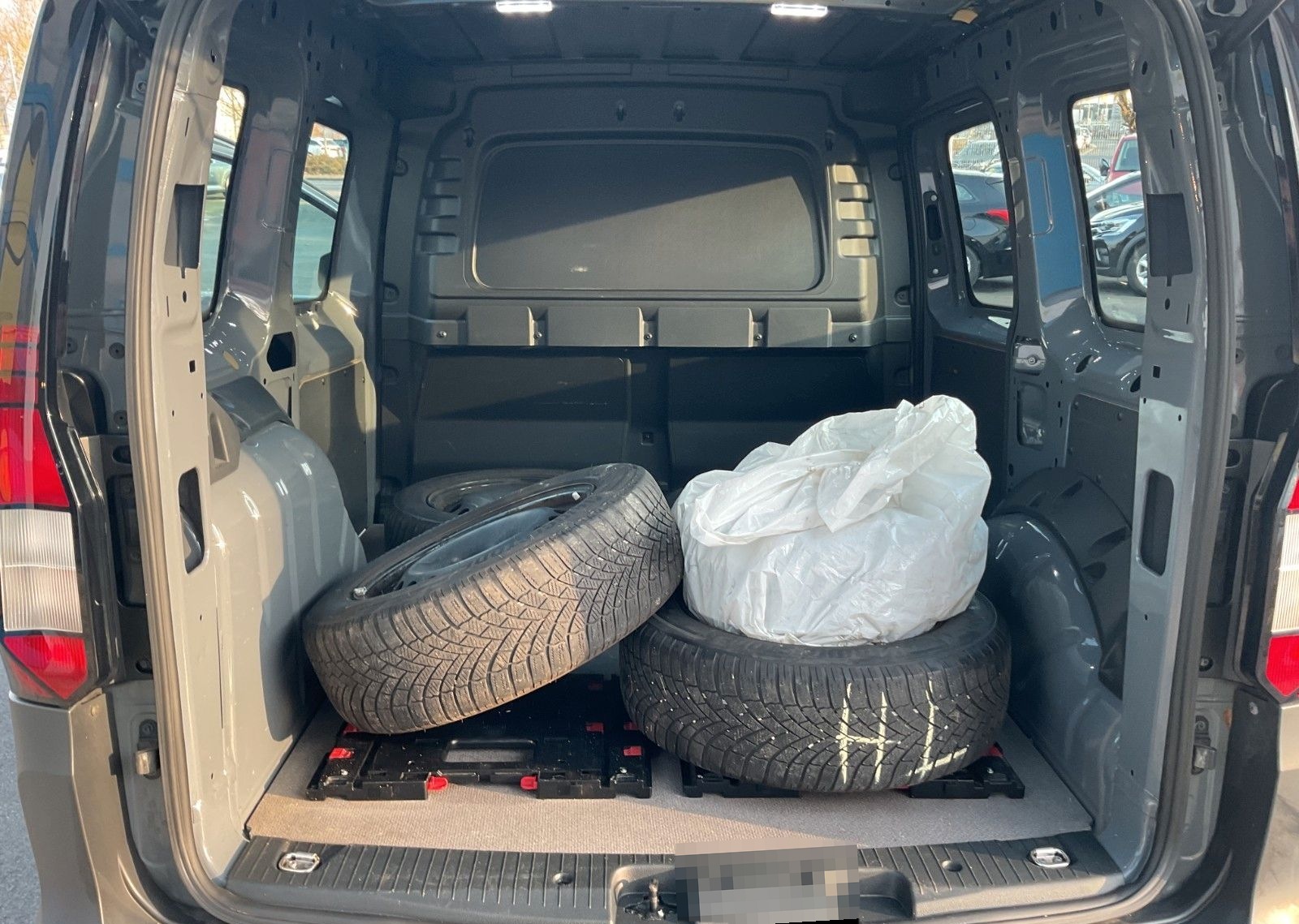 Volkswagen Caddy Cargo 2.0 TDI LED Navi Klima SHZ Tempo. foto 19