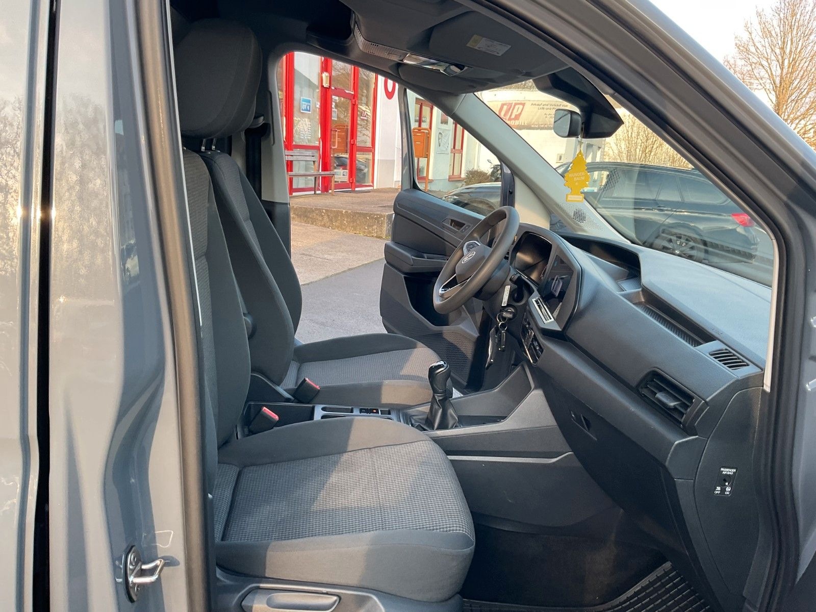 Volkswagen Caddy Cargo 2.0 TDI LED Navi Klima SHZ Tempo. foto 27