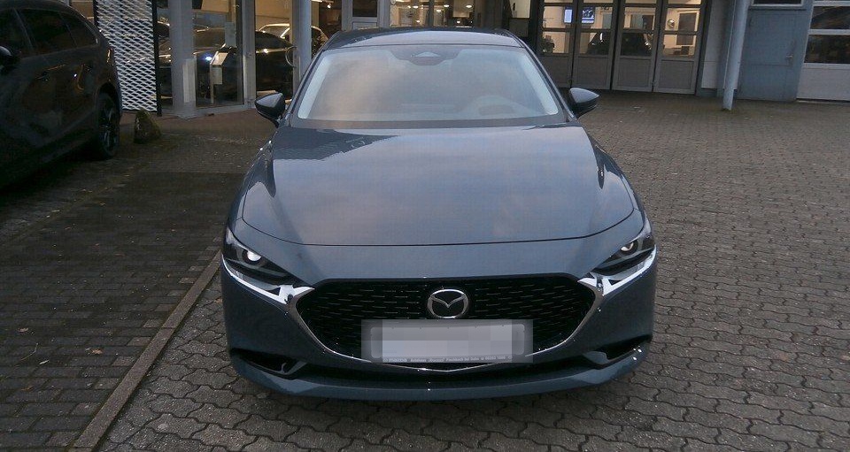 Mazda 3 2.5L e-SKYACTIV G 140ps FWD Exclusive-line foto 2