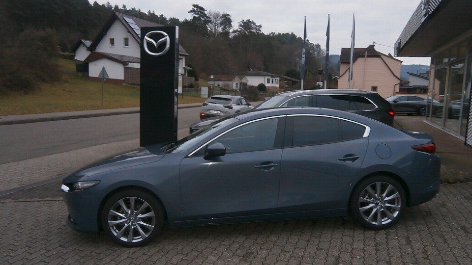 Mazda 3 2.5L e-SKYACTIV G 140ps FWD Exclusive-line foto 3