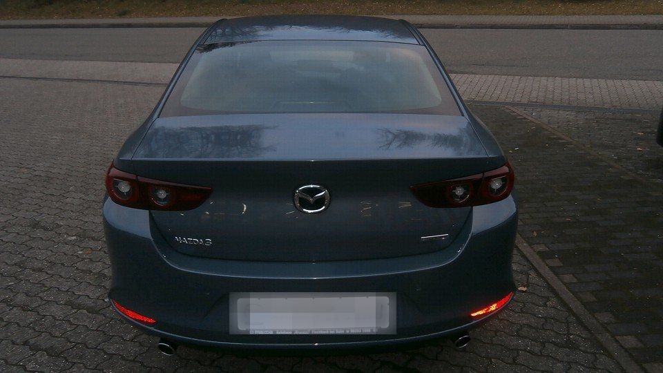 Mazda 3 2.5L e-SKYACTIV G 140ps FWD Exclusive-line foto 4