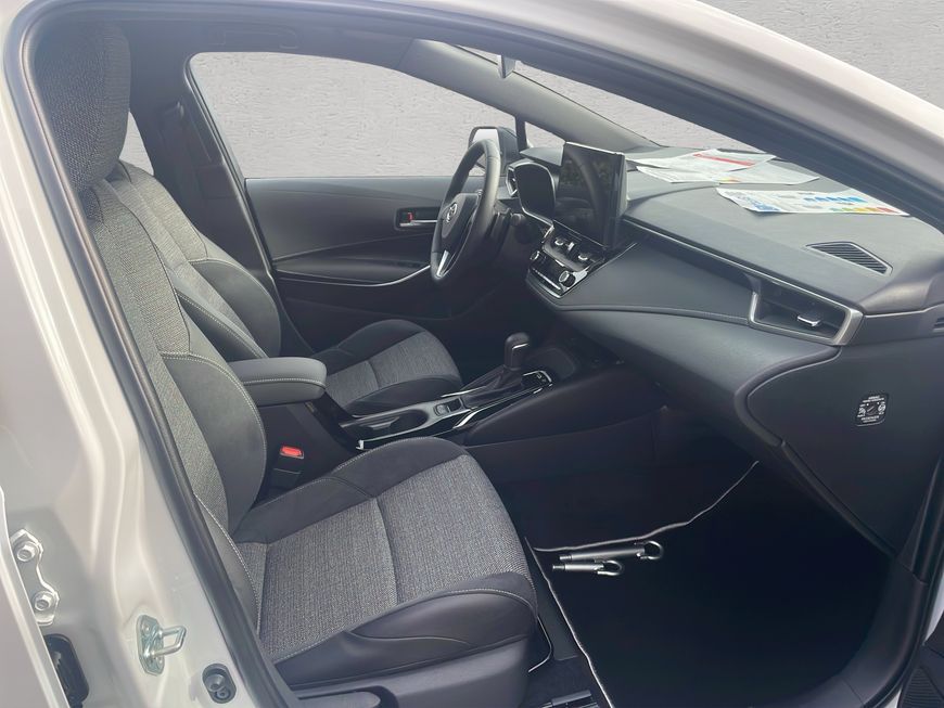 Toyota Corolla 2.0 Hybrid Touring Sports Teamplayer foto 17