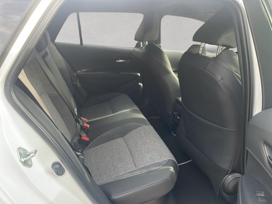 Toyota Corolla 2.0 Hybrid Touring Sports Teamplayer foto 19