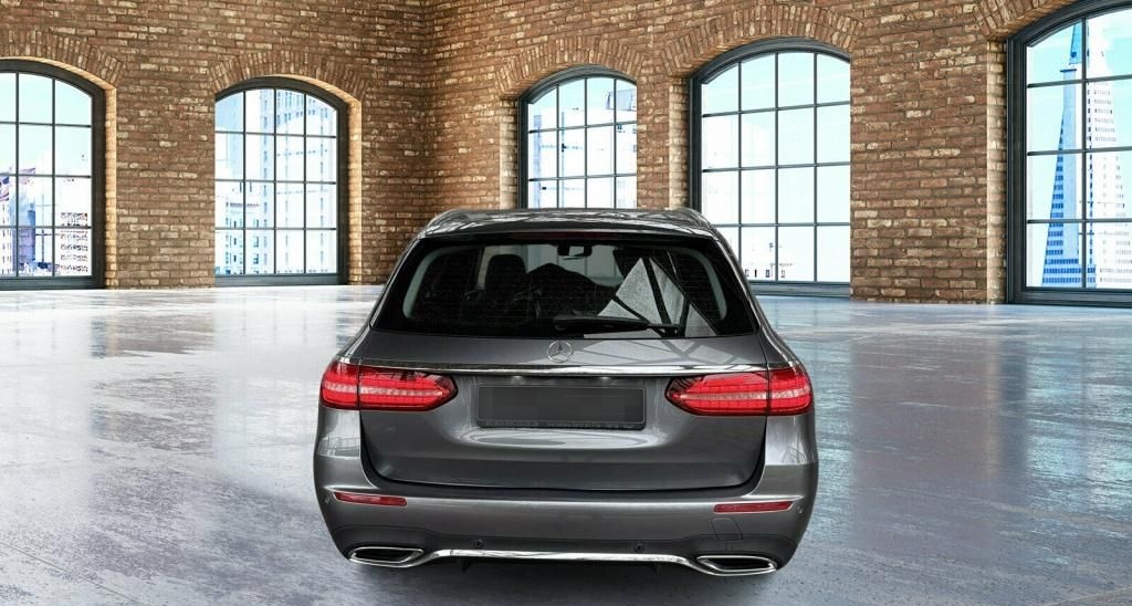 Mercedes-Benz E 300 T AMG 360 ACC AHK AUT DynLicht HUD Kam. LM foto 6