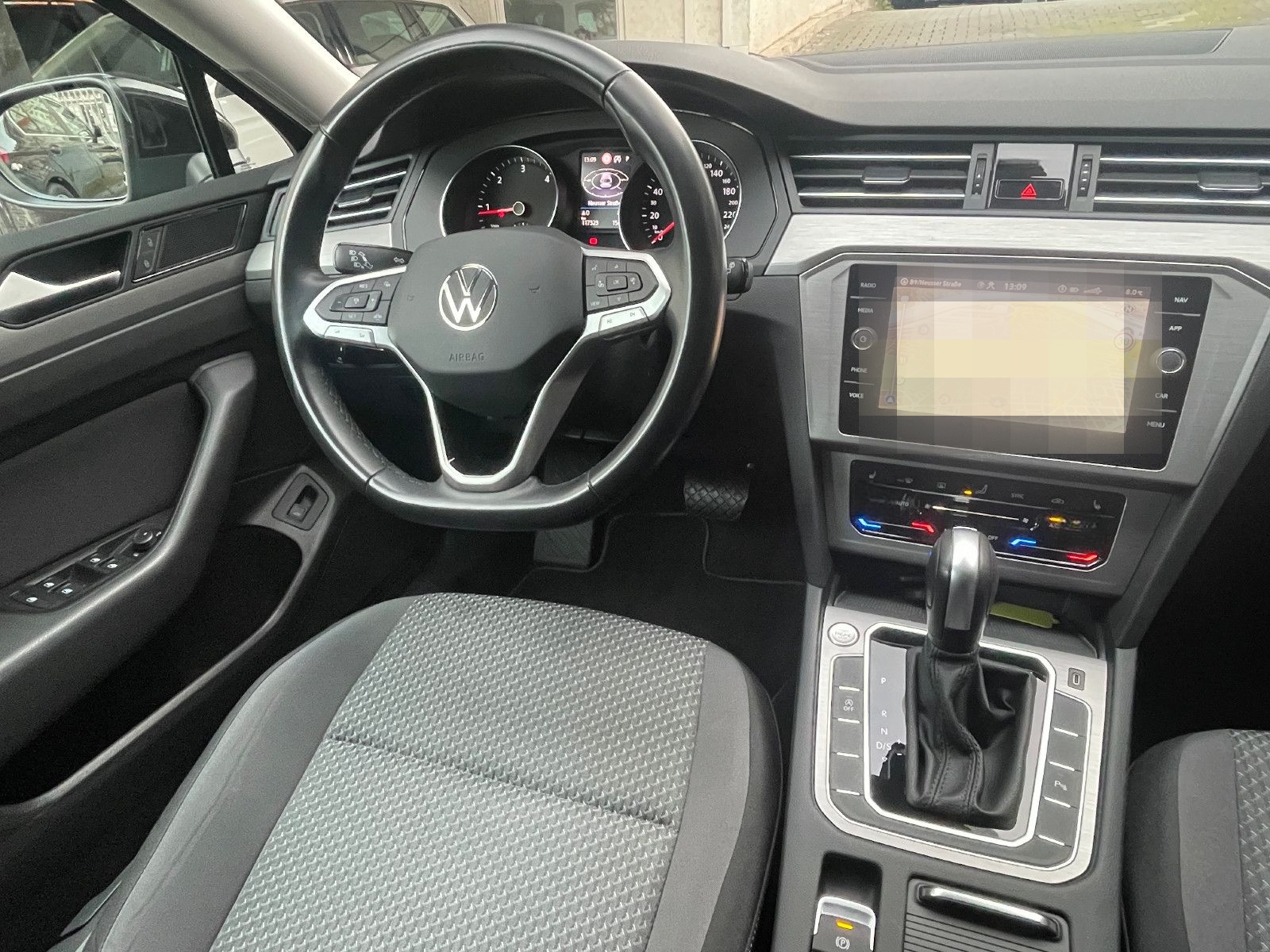 Volkswagen Passat 2.0 TDI DSG Variant*Navi*LED*ACC*KAMERA* foto 8