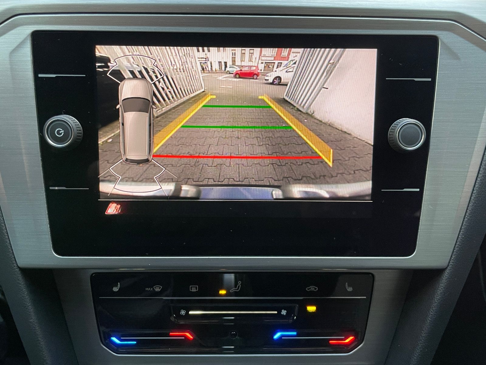 Volkswagen Passat 2.0 TDI DSG Variant*Navi*LED*ACC*KAMERA* foto 10