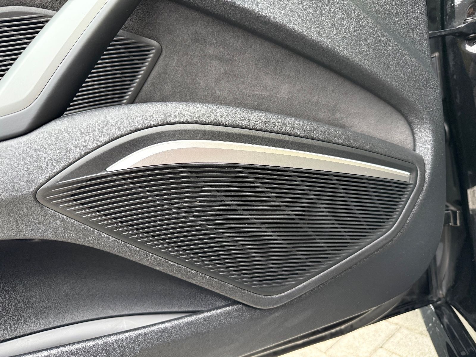 Audi TT Roadster 2.0 TDI ultra Virtual-Navi-B&O-LED foto 18