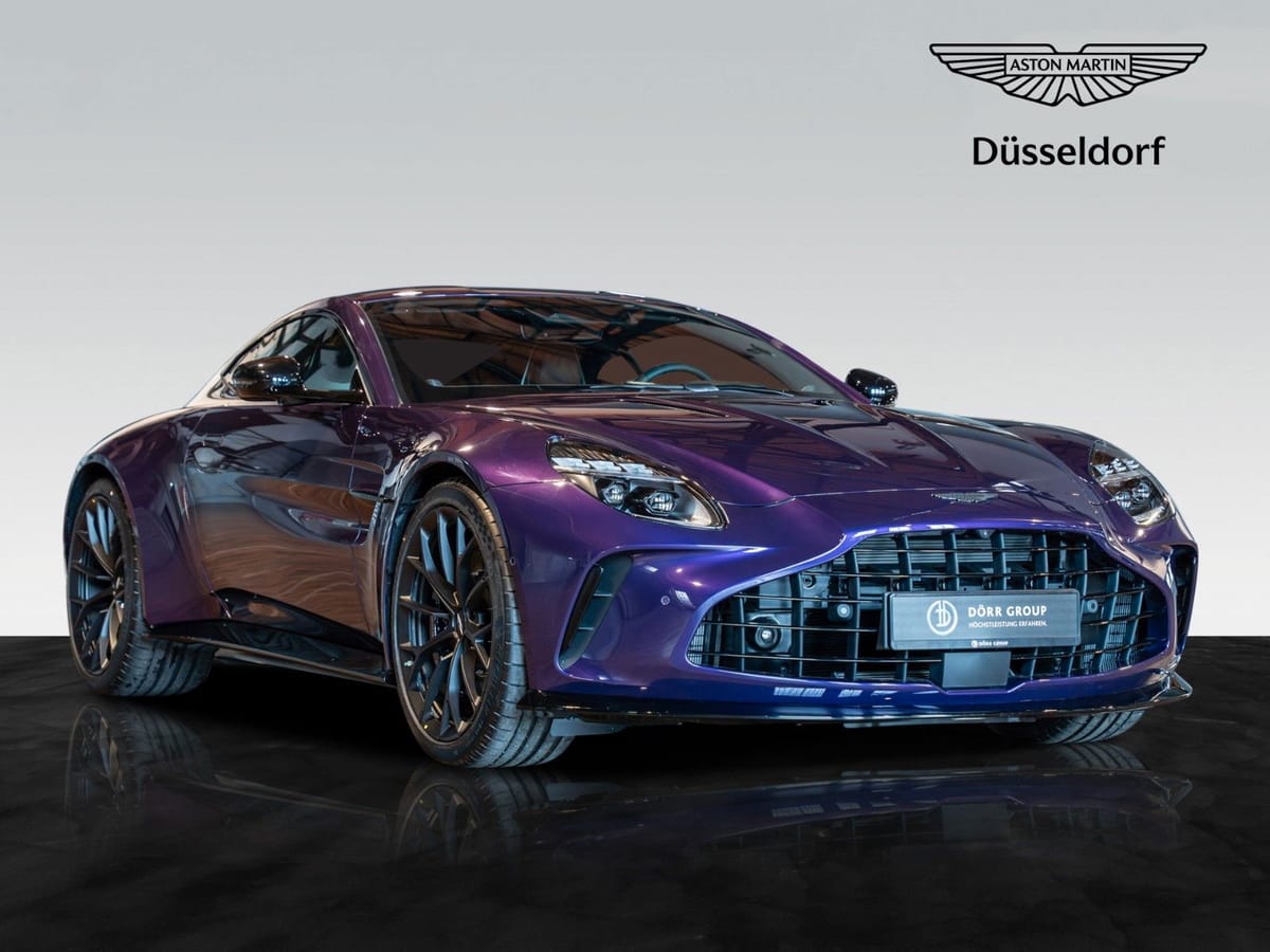 Aston Martin Vantage MY25 | Carbon FIbre Performance Seat