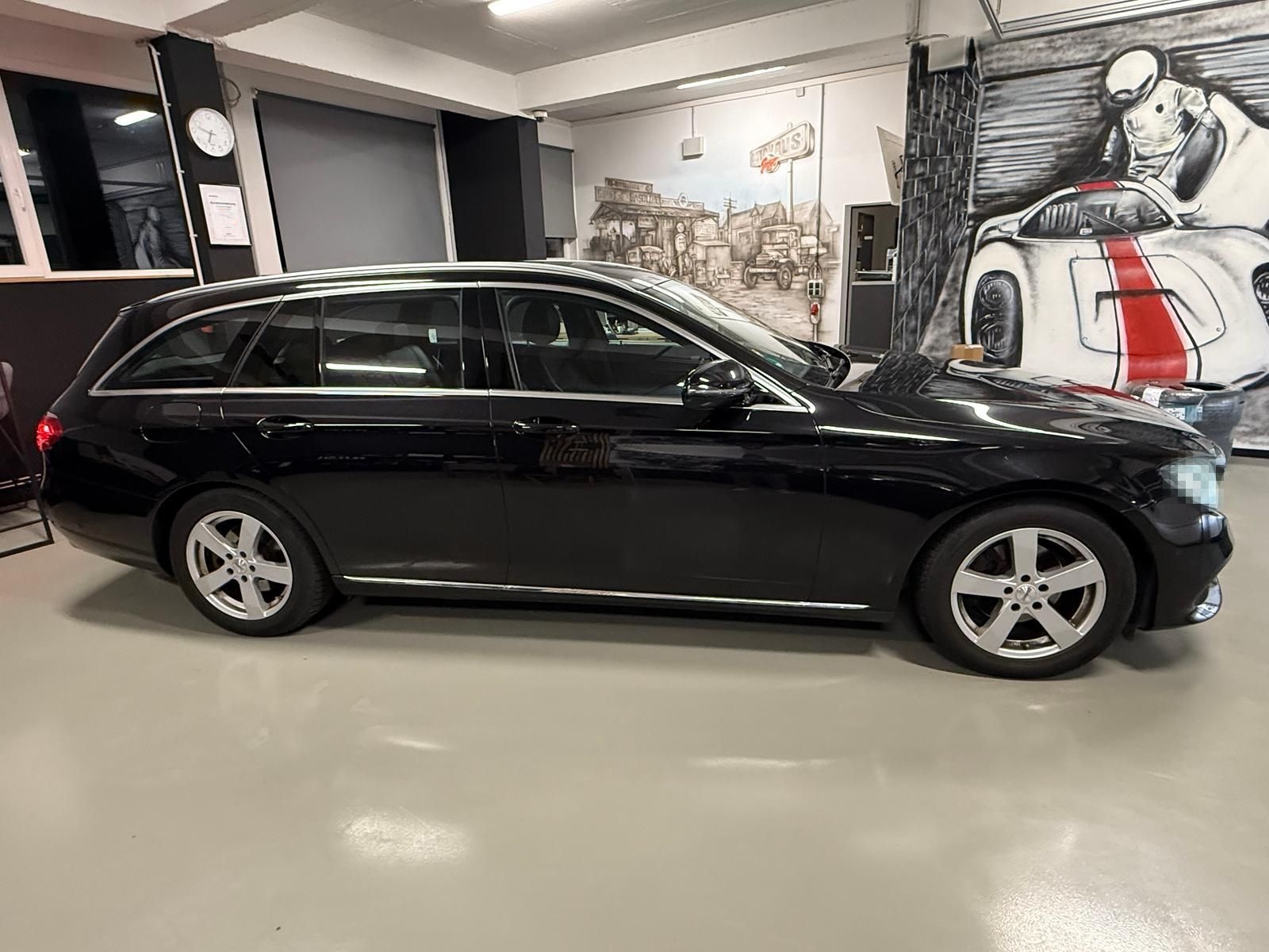 Mercedes-Benz E 220d Avantgarde AHK LED CAM NAVI foto 4
