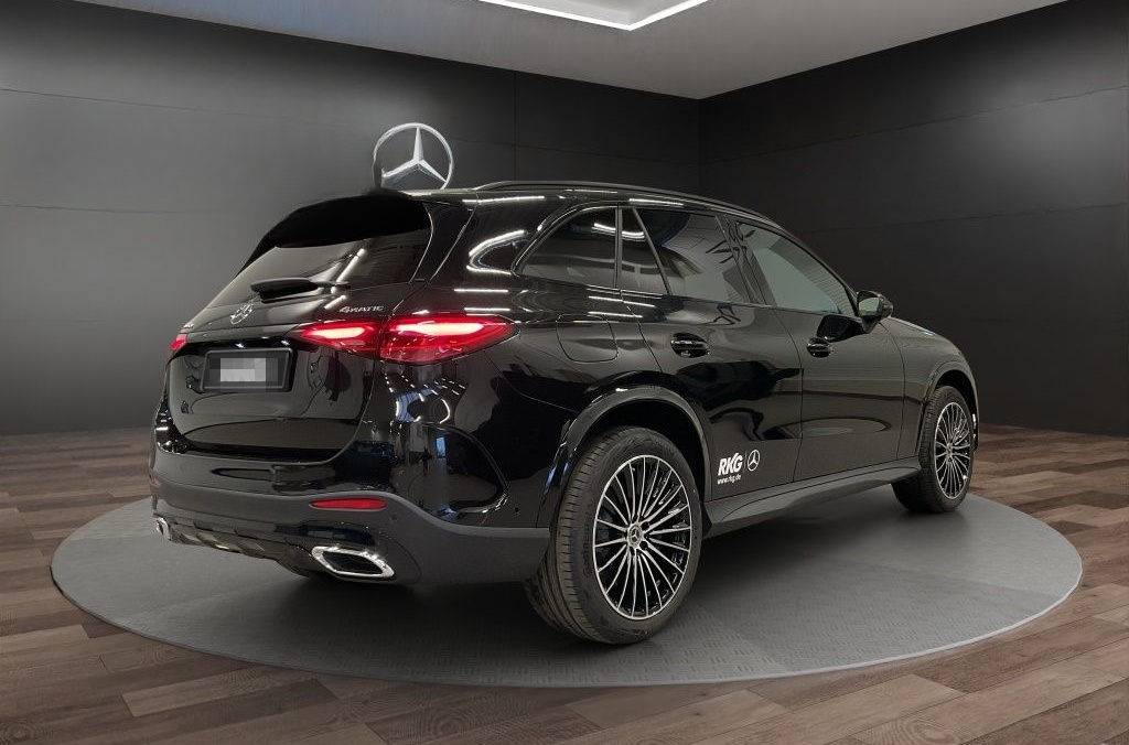 Mercedes-Benz GLC 300 de 4M EDITION AMG PANO DISTRONIC 360°AHK foto 3