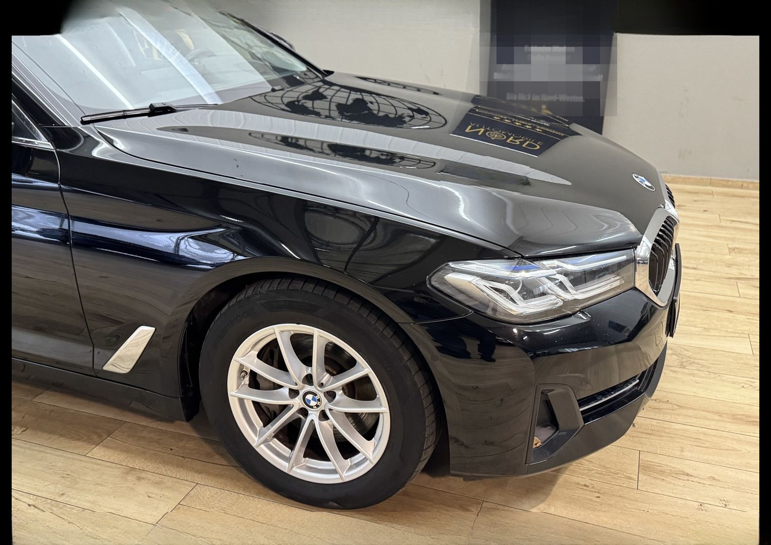 BMW 530 d Touring xDrive *AHK*LASER*HUD*LUFT*PARKASS foto 11