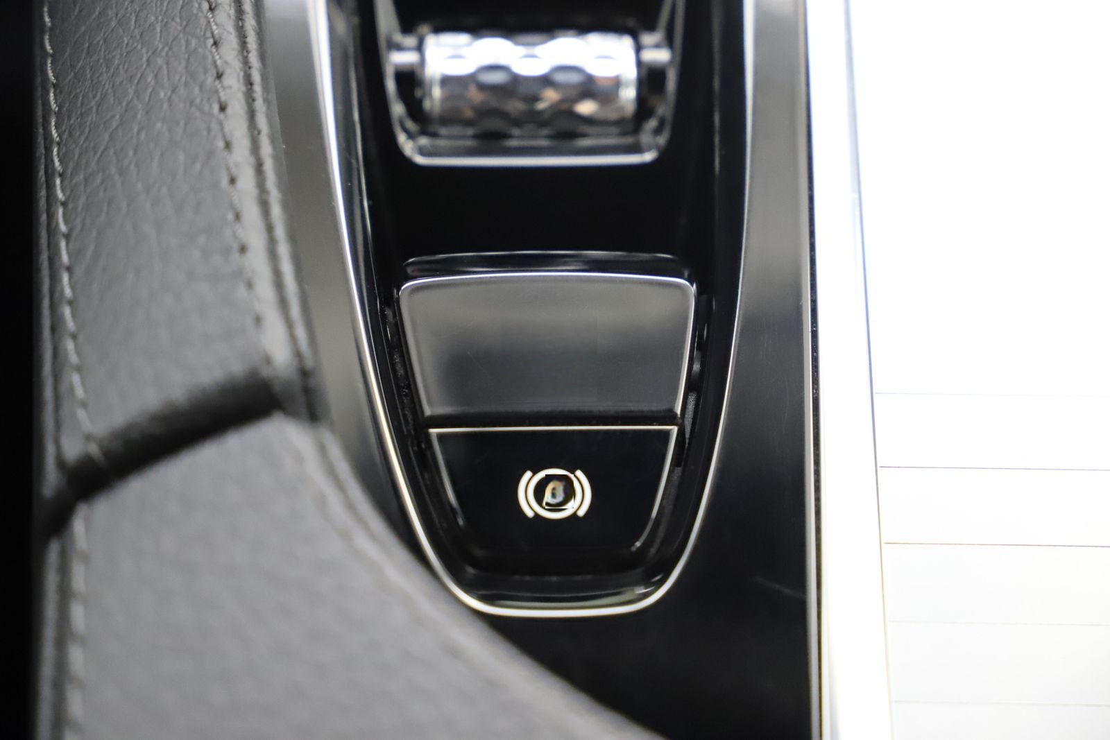 Volvo XC90 2.0D5 258PS Heico Sportiv AWD ACC AHK 1Hand foto 25