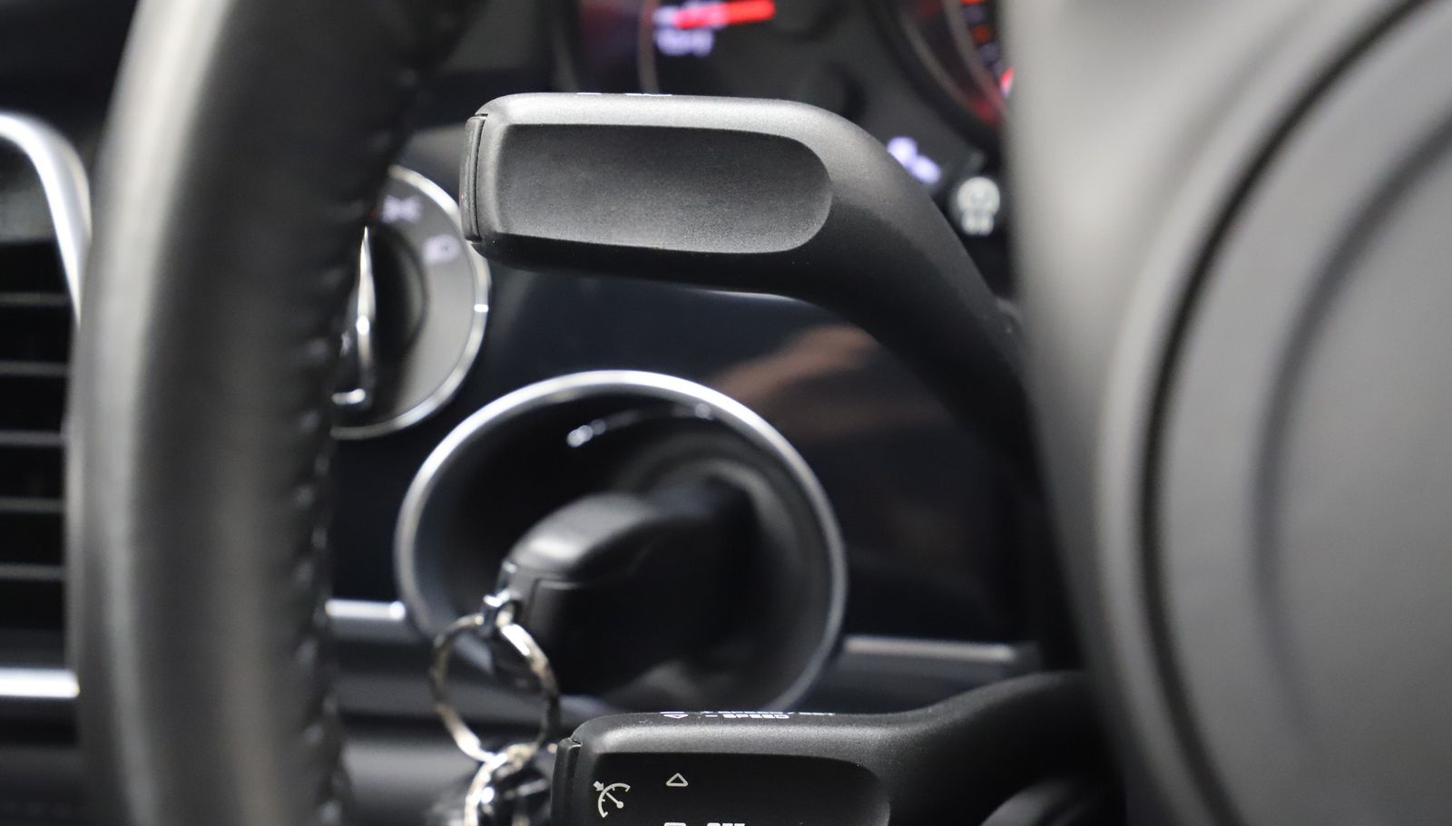 Porsche Panamera Diesel 3.0 300PS AHK SHZ Facelift foto 24