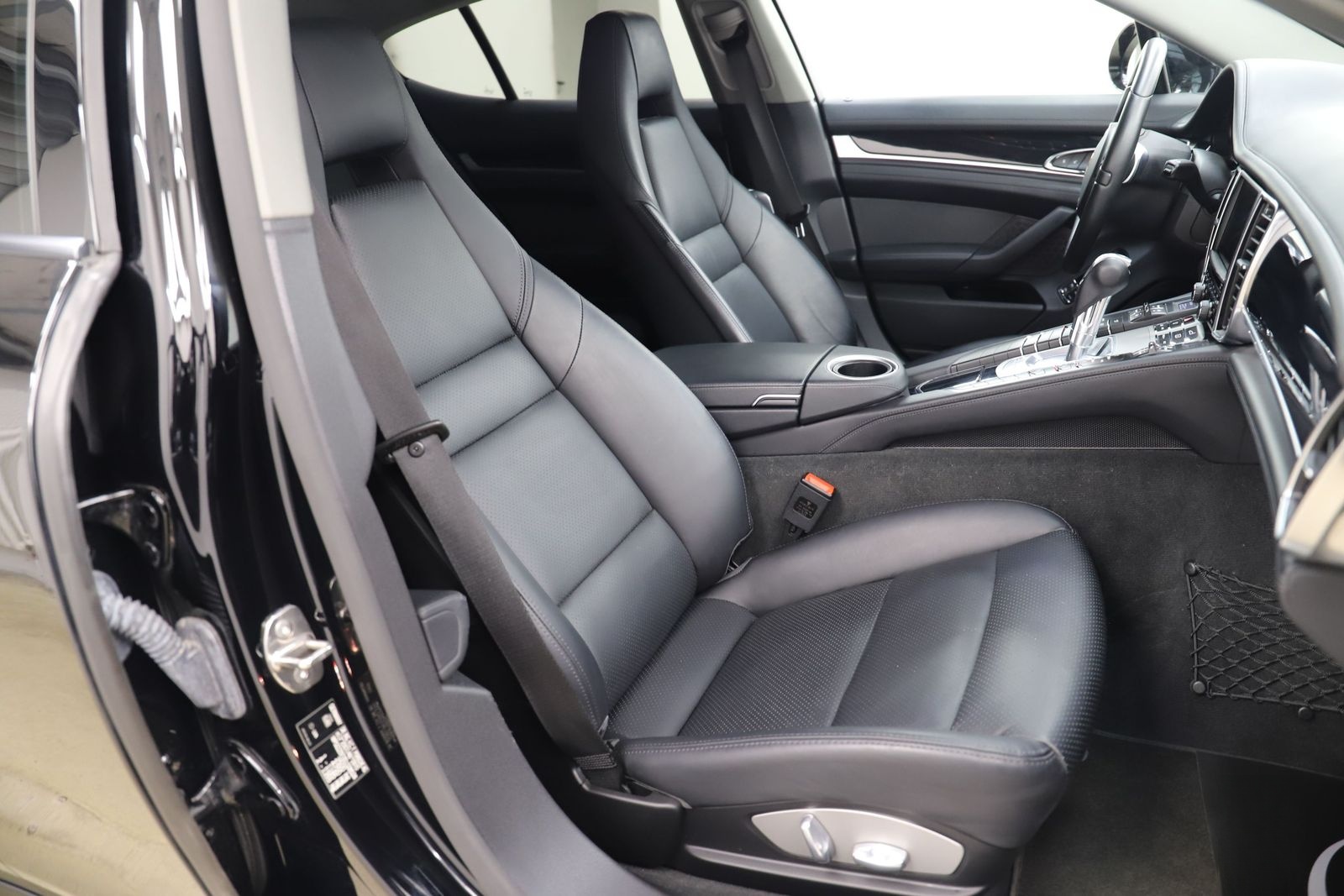 Porsche Panamera Diesel 3.0 300PS AHK SHZ Facelift foto 10