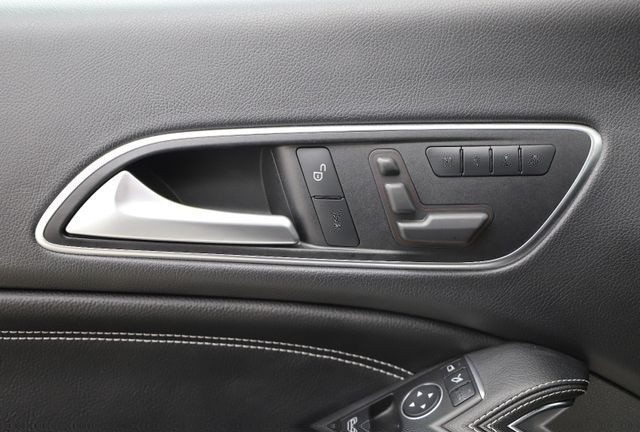 Mercedes-Benz CLA 250 211PS 7G Shooting Brake Memory Leder foto 21
