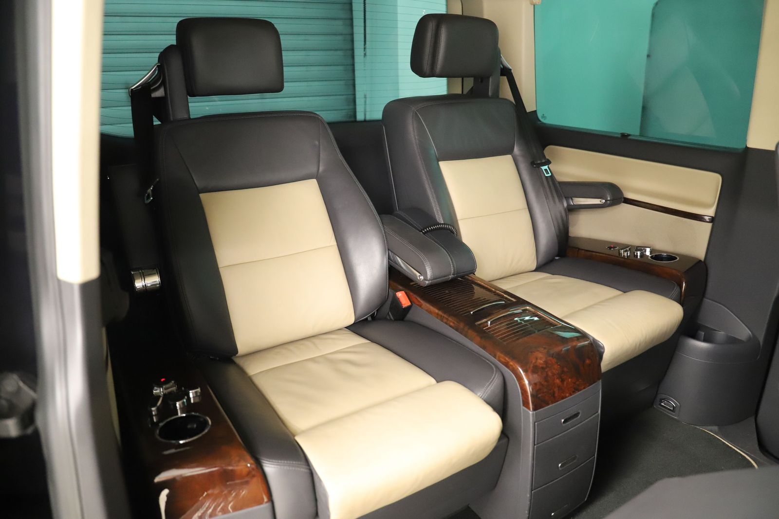 Volkswagen T5 Multivan 2.0TDI 179PS Highline 4Motion Busine foto 13