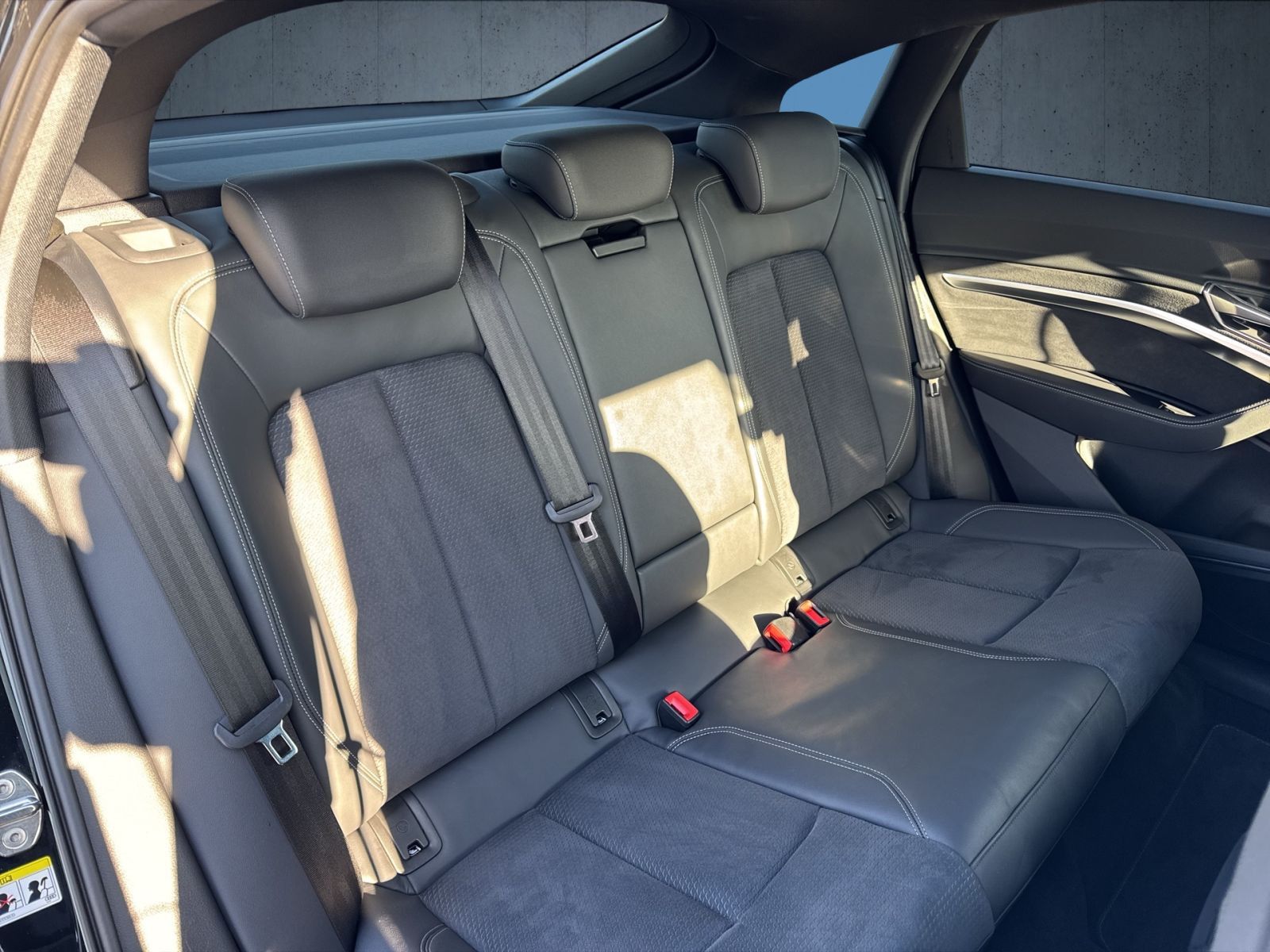 Audi Q8 Sportback e-tron advanced 50 qu S line/AHK/Ma foto 17