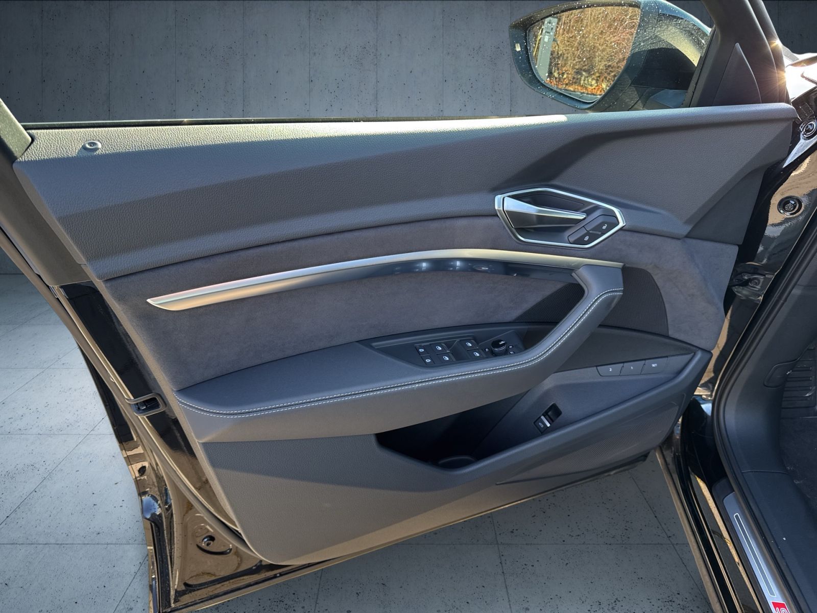 Audi Q8 Sportback e-tron advanced 50 qu S line/AHK/Ma foto 22