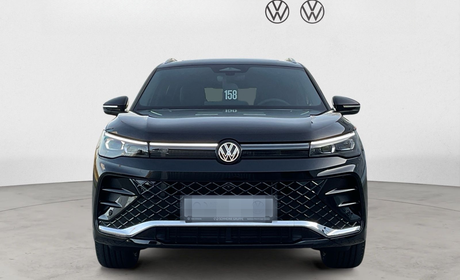 Volkswagen Tiguan R-Line 2.0 TSI DSG 4MOTION AHK 360° Pano foto 8
