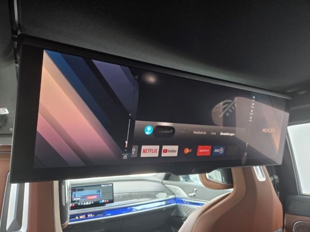 BMW M760 e xDrive Limousine Luftfederung AD Niveau N foto 19