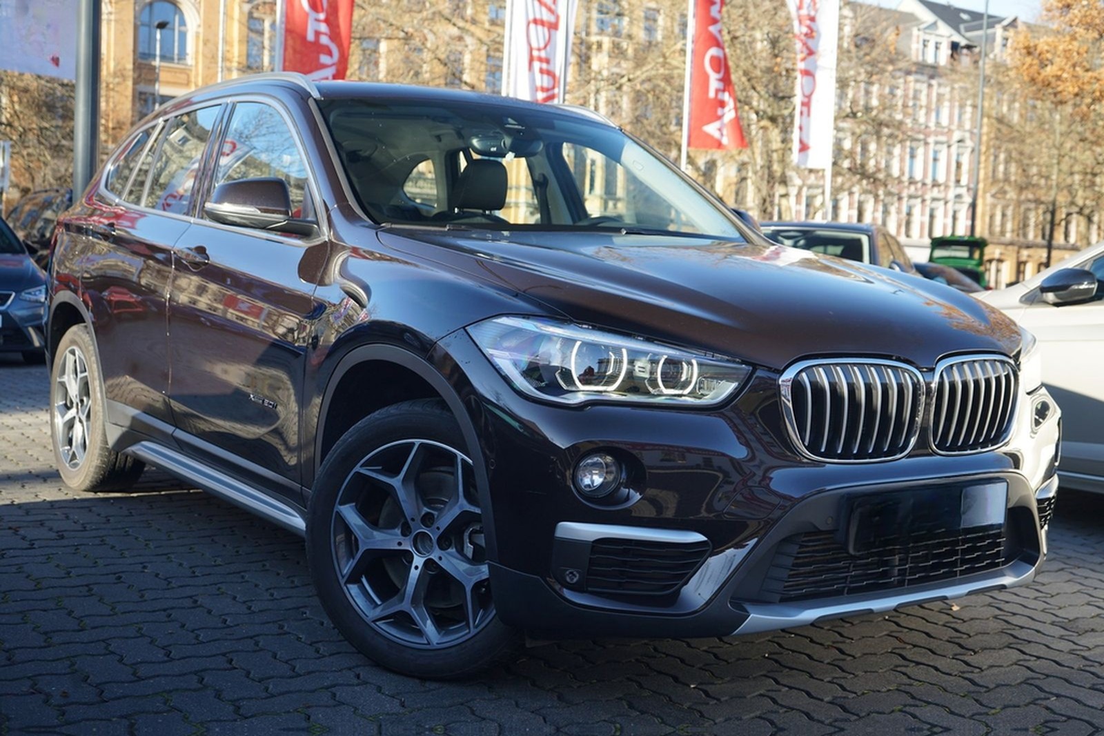 BMW X1 xDrive 20i Aut. LED Navi Tempomat Sitzheizung foto 4
