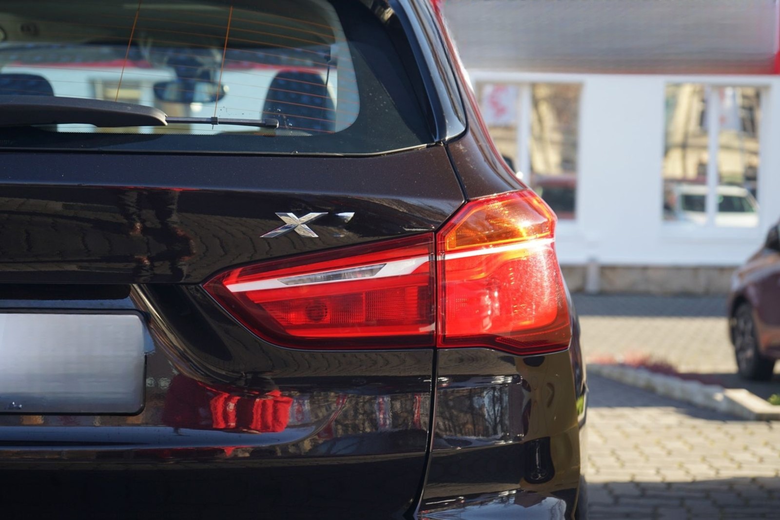 BMW X1 xDrive 20i Aut. LED Navi Tempomat Sitzheizung foto 33