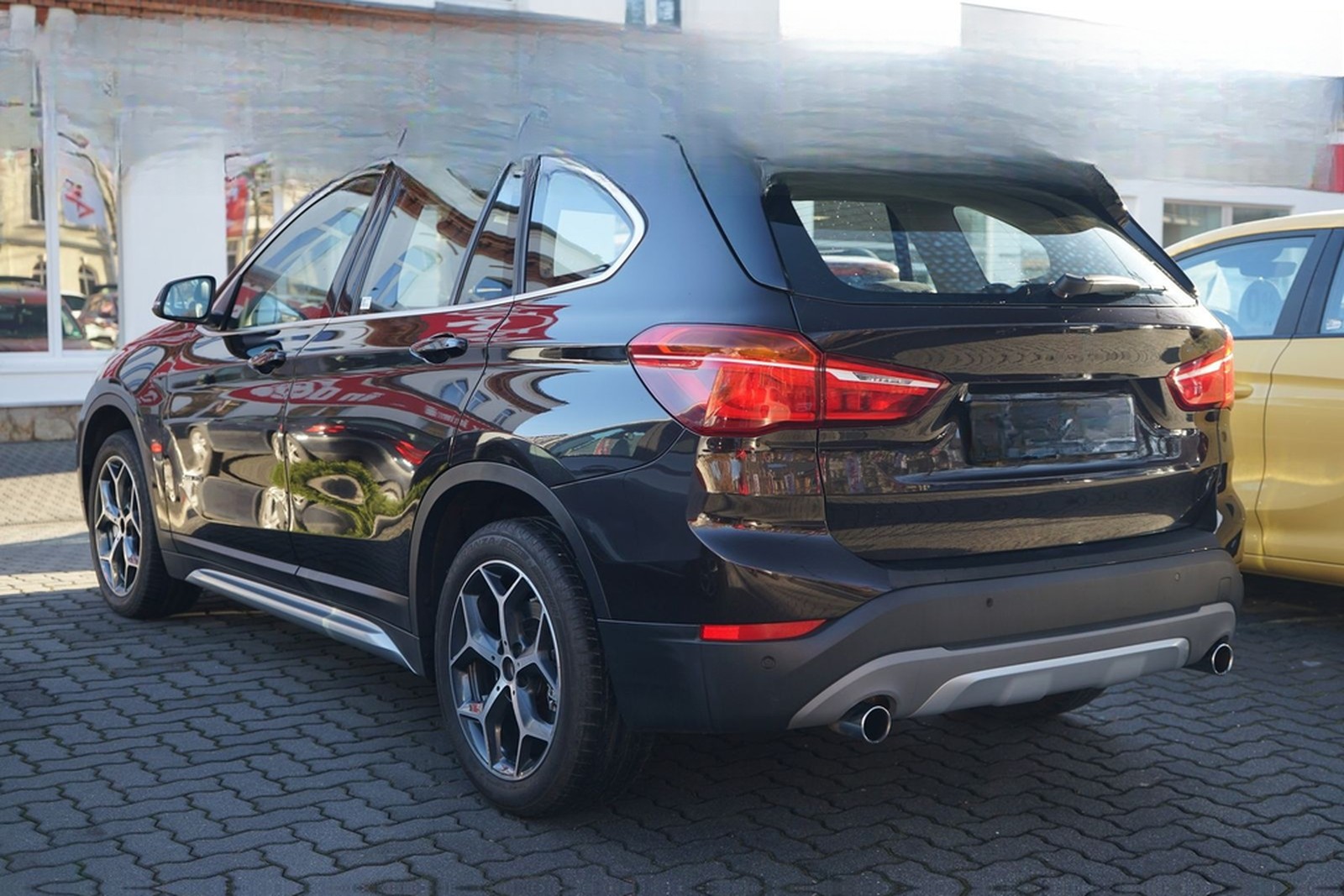 BMW X1 xDrive 20i Aut. LED Navi Tempomat Sitzheizung foto 5