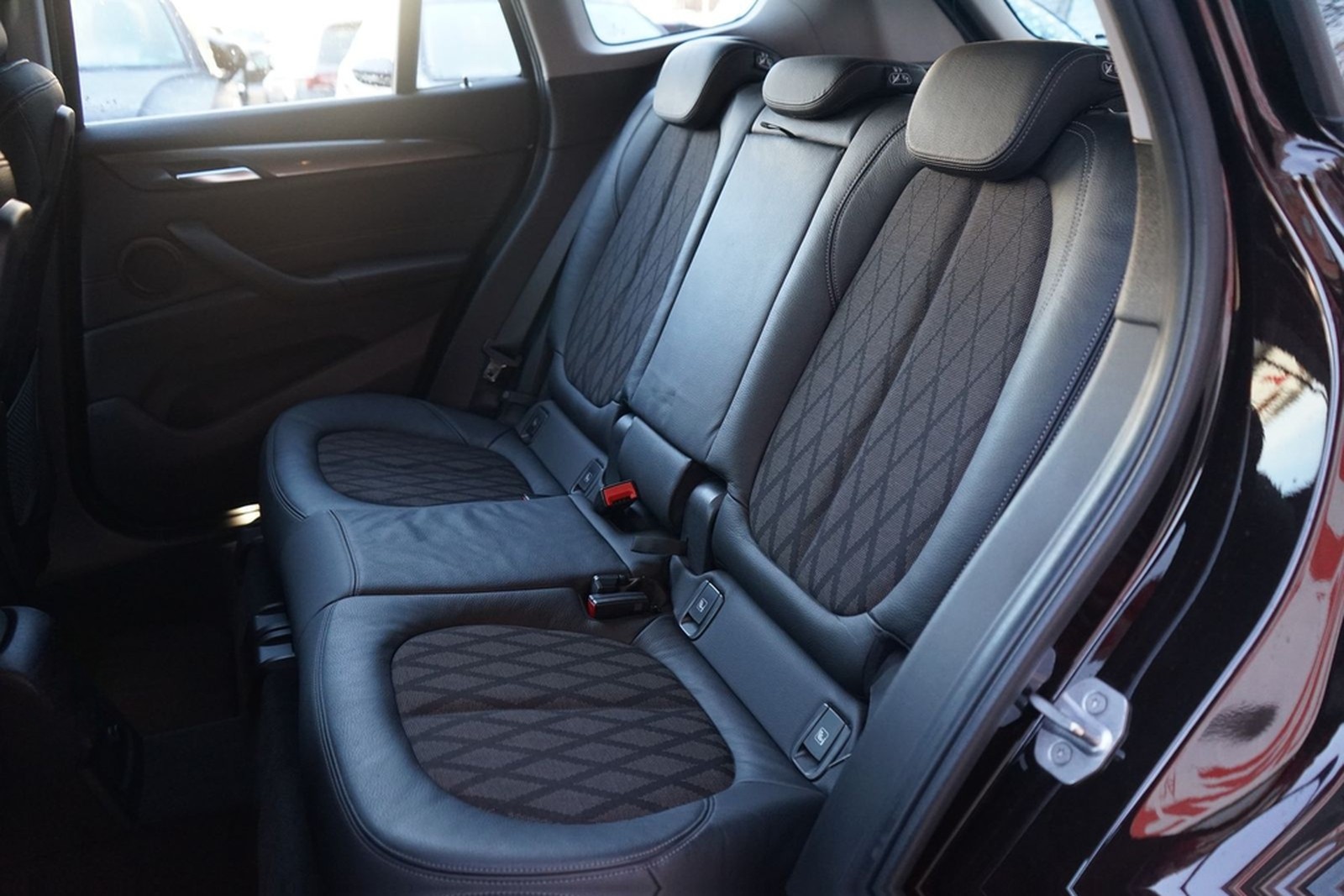 BMW X1 xDrive 20i Aut. LED Navi Tempomat Sitzheizung foto 10