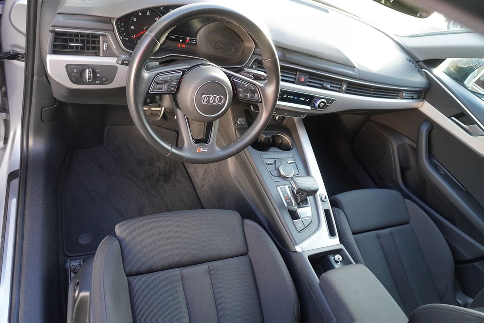Audi A4 Avant TFSI sport S-Line S-Tronic PDC AHK foto 8