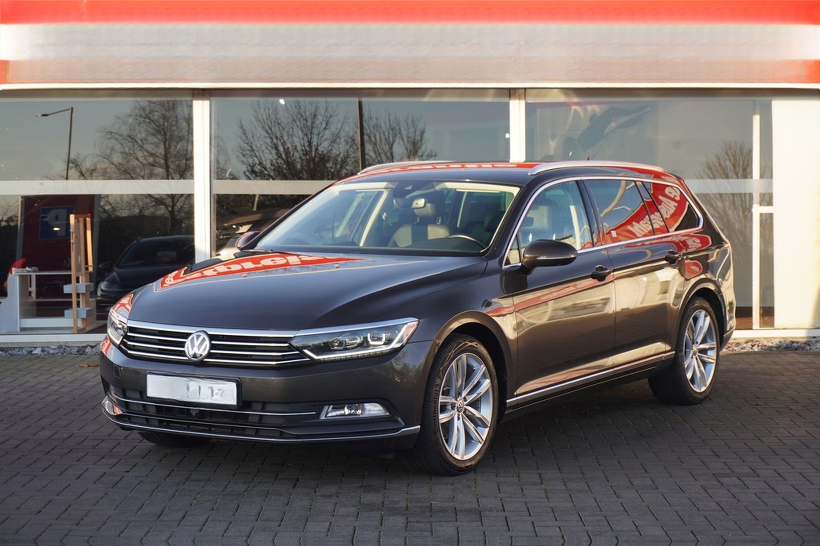 Volkswagen Passat Variant 1.4 TSI Highline LED Navi ACC 360 foto 2