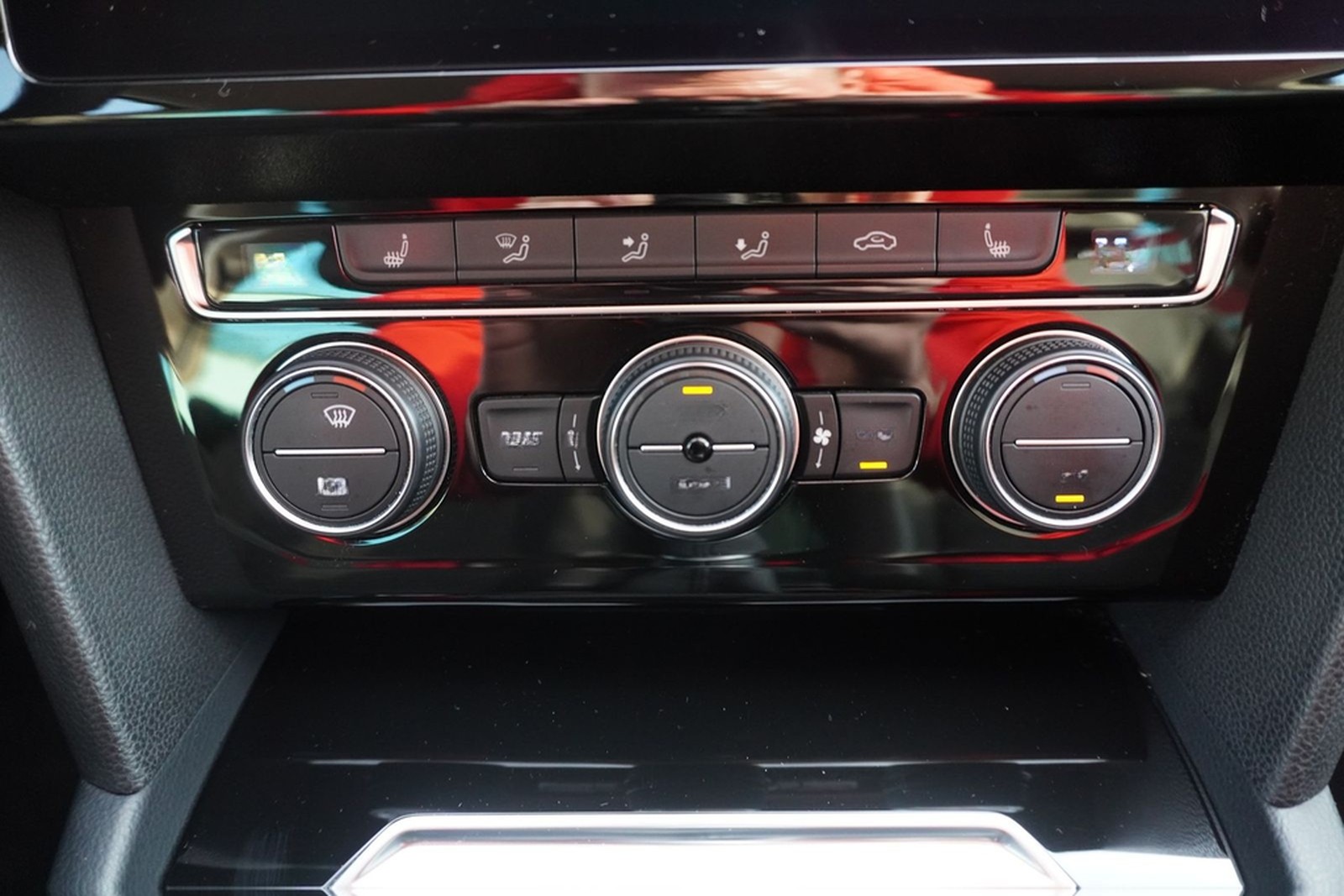 Volkswagen Passat Variant 1.4 TSI Highline LED Navi ACC 360 foto 17