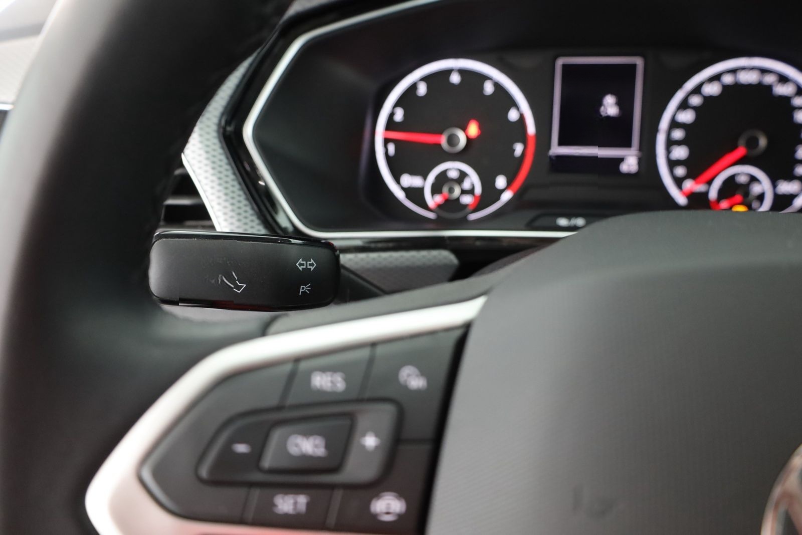Volkswagen T-Cross 1.0 TSI LED Navi Sitzheizung App Connect foto 19