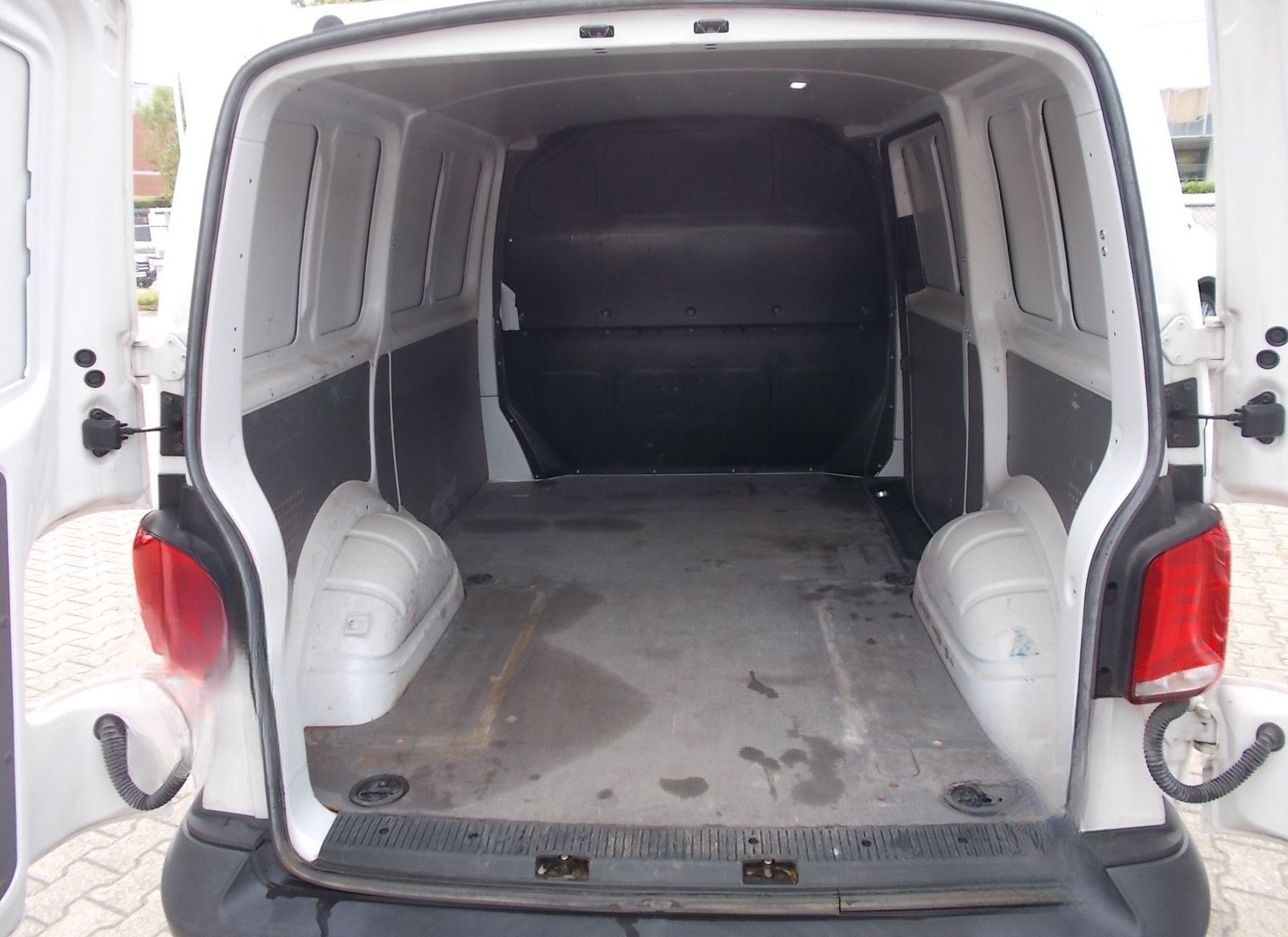 Volkswagen T6 Kasten Klima AHK Heckflügel Allwetter 3 Sitze foto 11