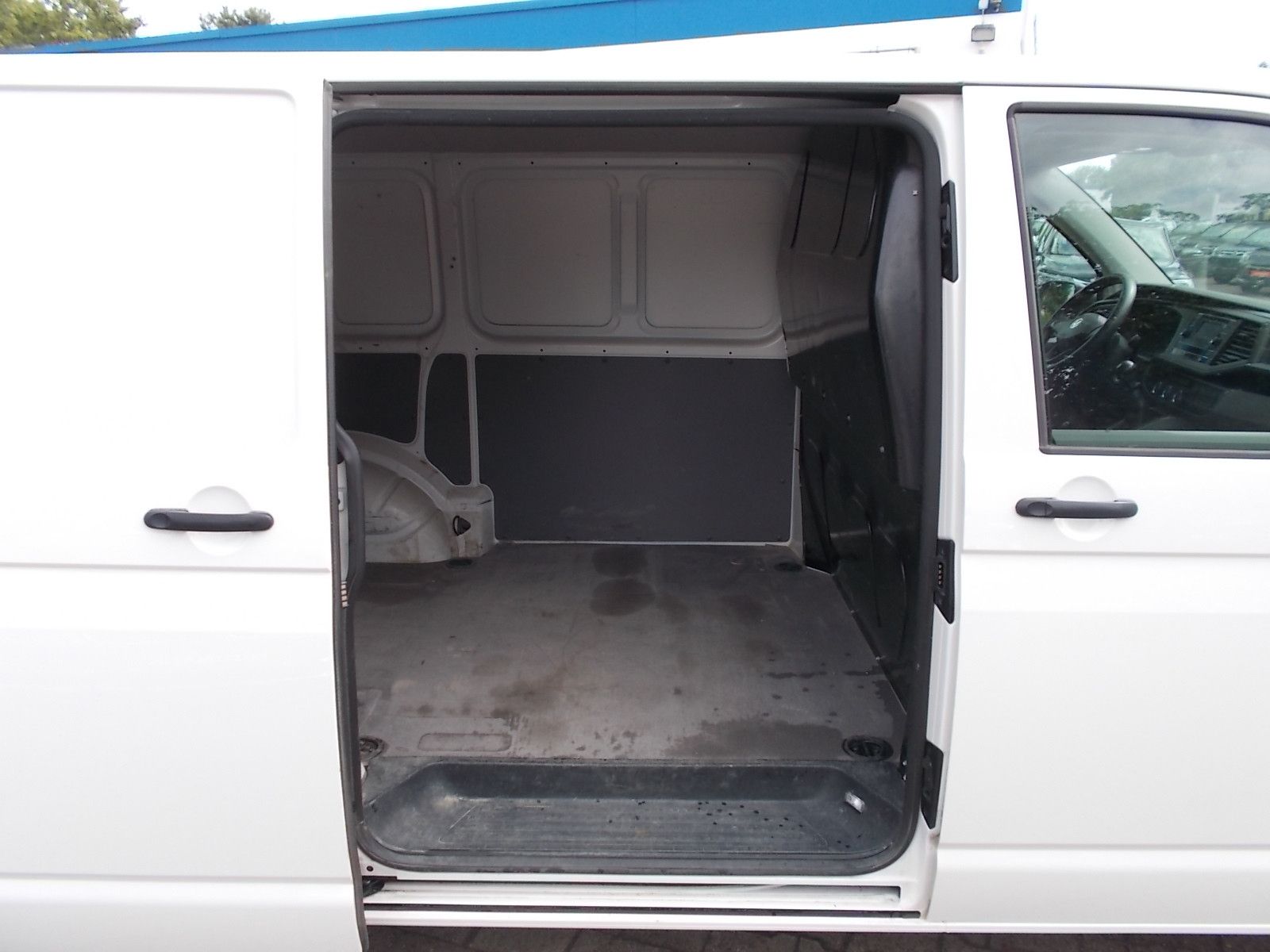 Volkswagen T6 Kasten Klima AHK Heckflügel Allwetter 3 Sitze foto 15